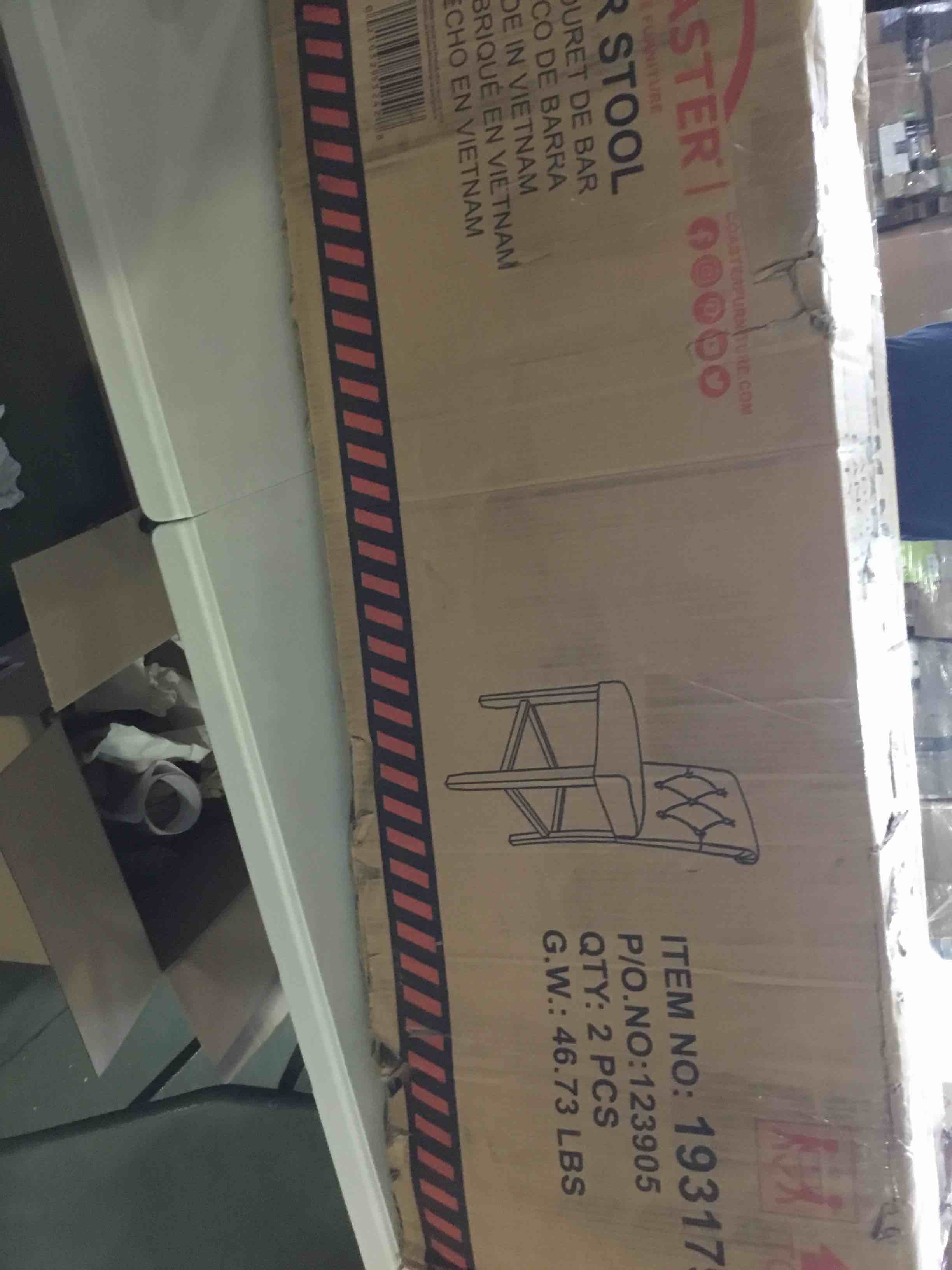 https://s3.amazonaws.com/lotting-images-prod/bidfta/BLU5666346_1695906621171.jpeg