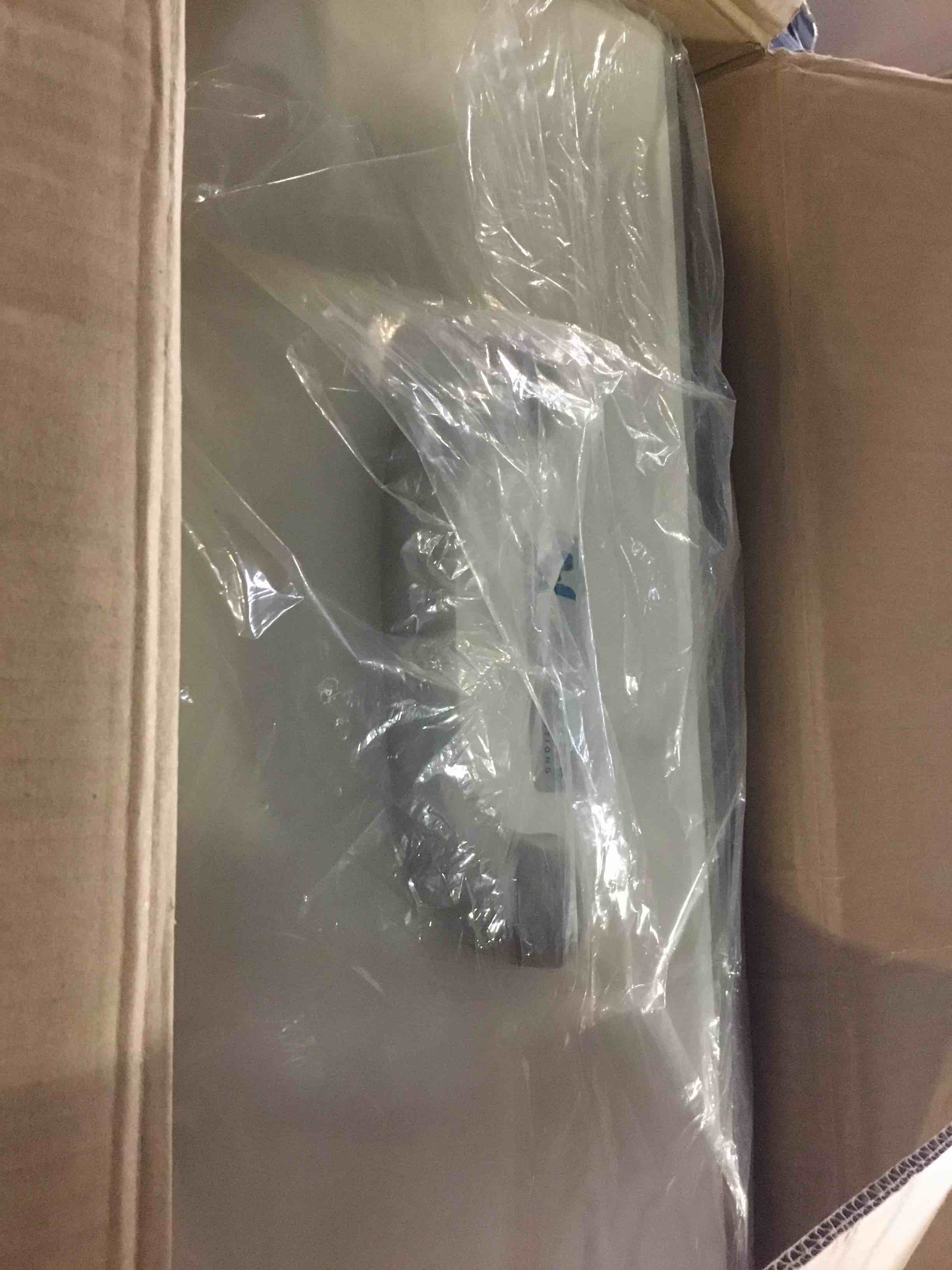 https://s3.amazonaws.com/lotting-images-prod/bidfta/BLU5666390_1695920871872.jpeg