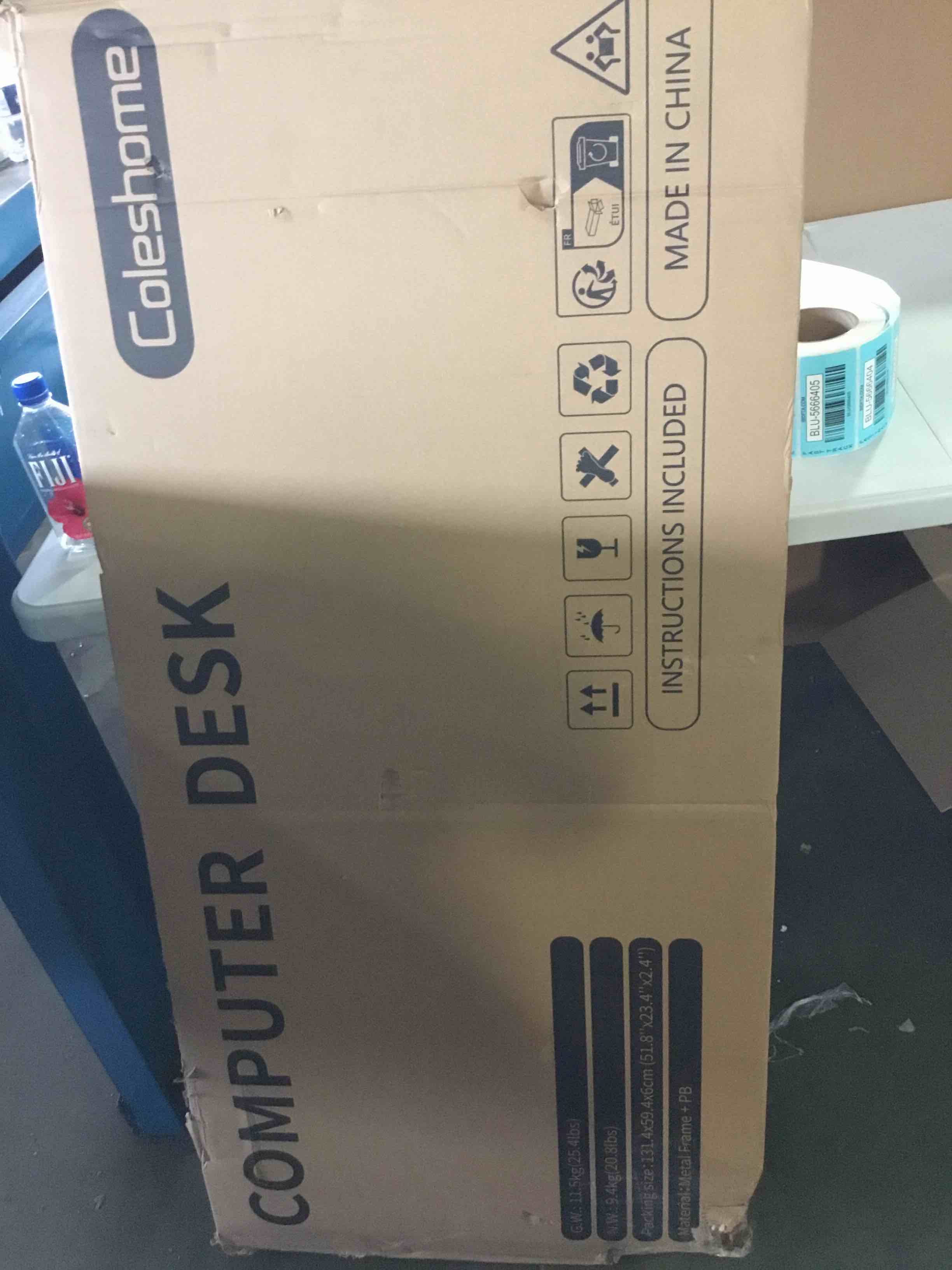 https://s3.amazonaws.com/lotting-images-prod/bidfta/BLU5666402_1695923933928.jpeg