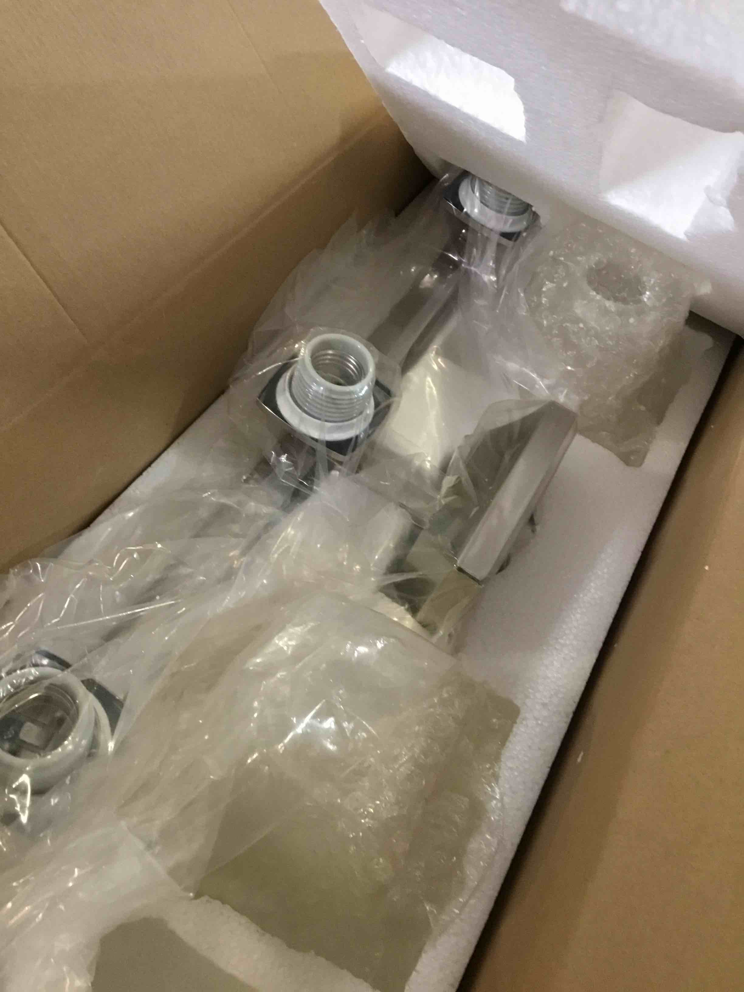 https://s3.amazonaws.com/lotting-images-prod/bidfta/BLU5670569_1695754019726.jpeg