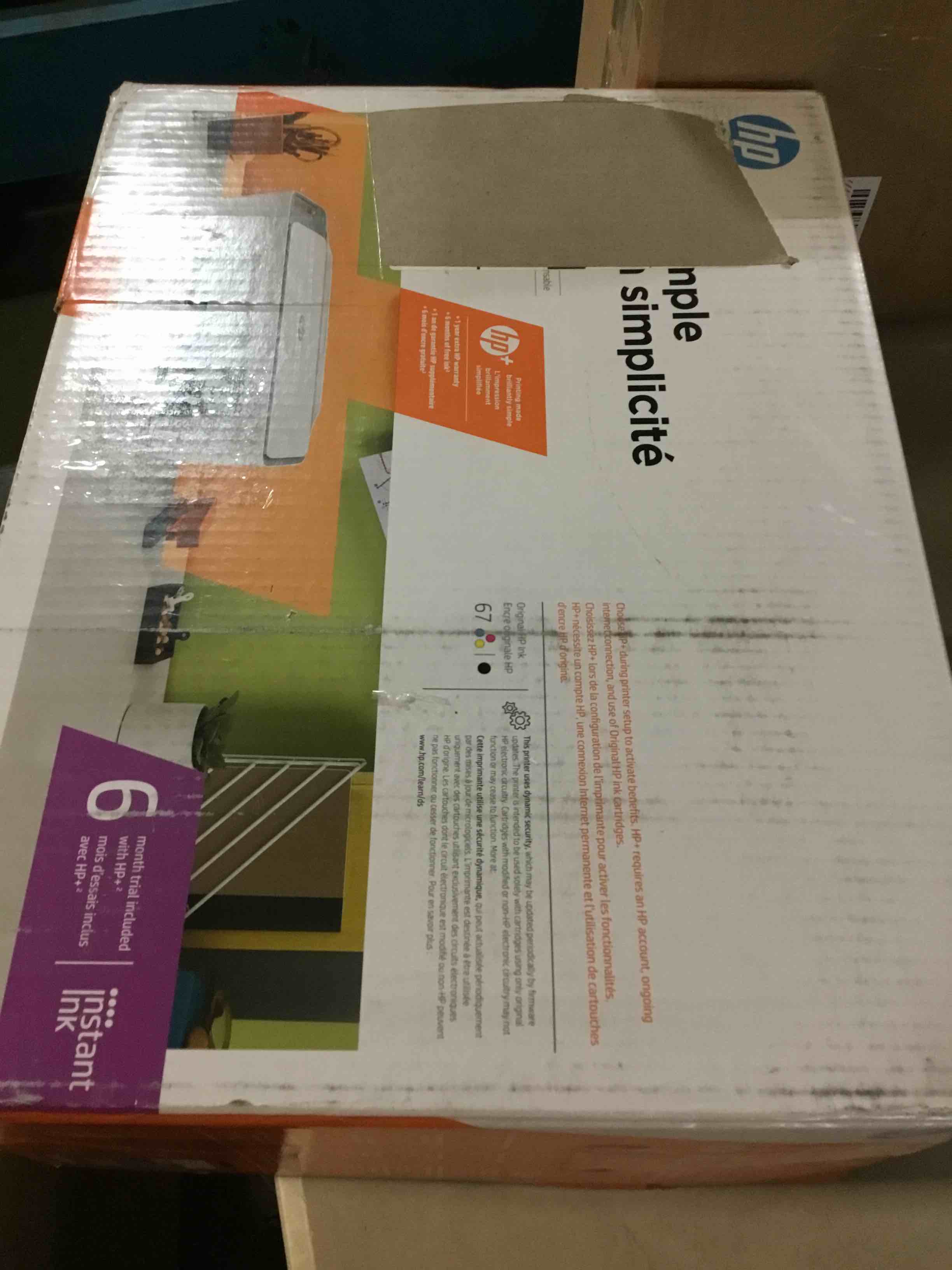https://s3.amazonaws.com/lotting-images-prod/bidfta/BLU5670733_1695826512282.jpeg