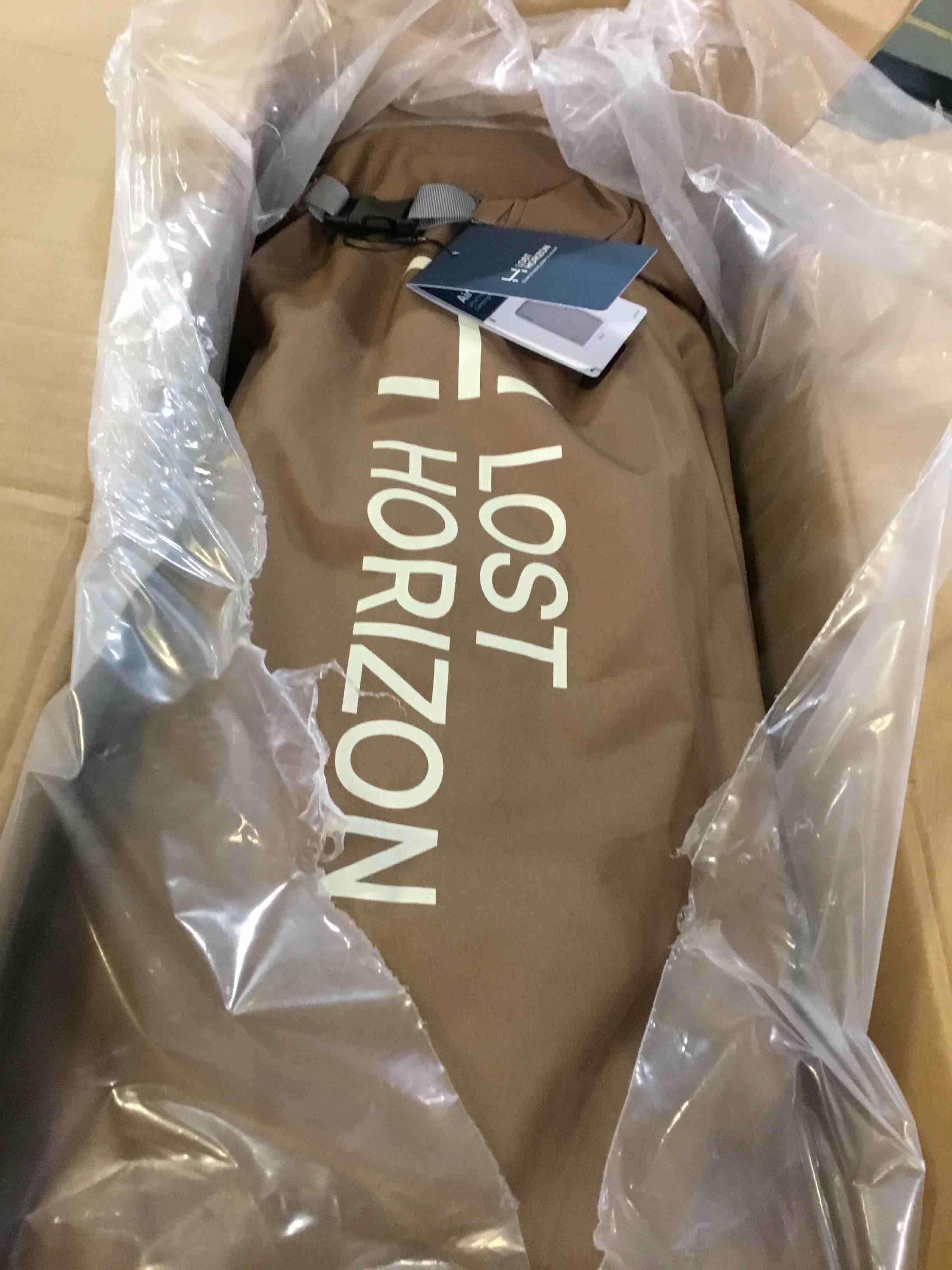 https://s3.amazonaws.com/lotting-images-prod/bidfta/BLU5670849_1695844676331.jpeg
