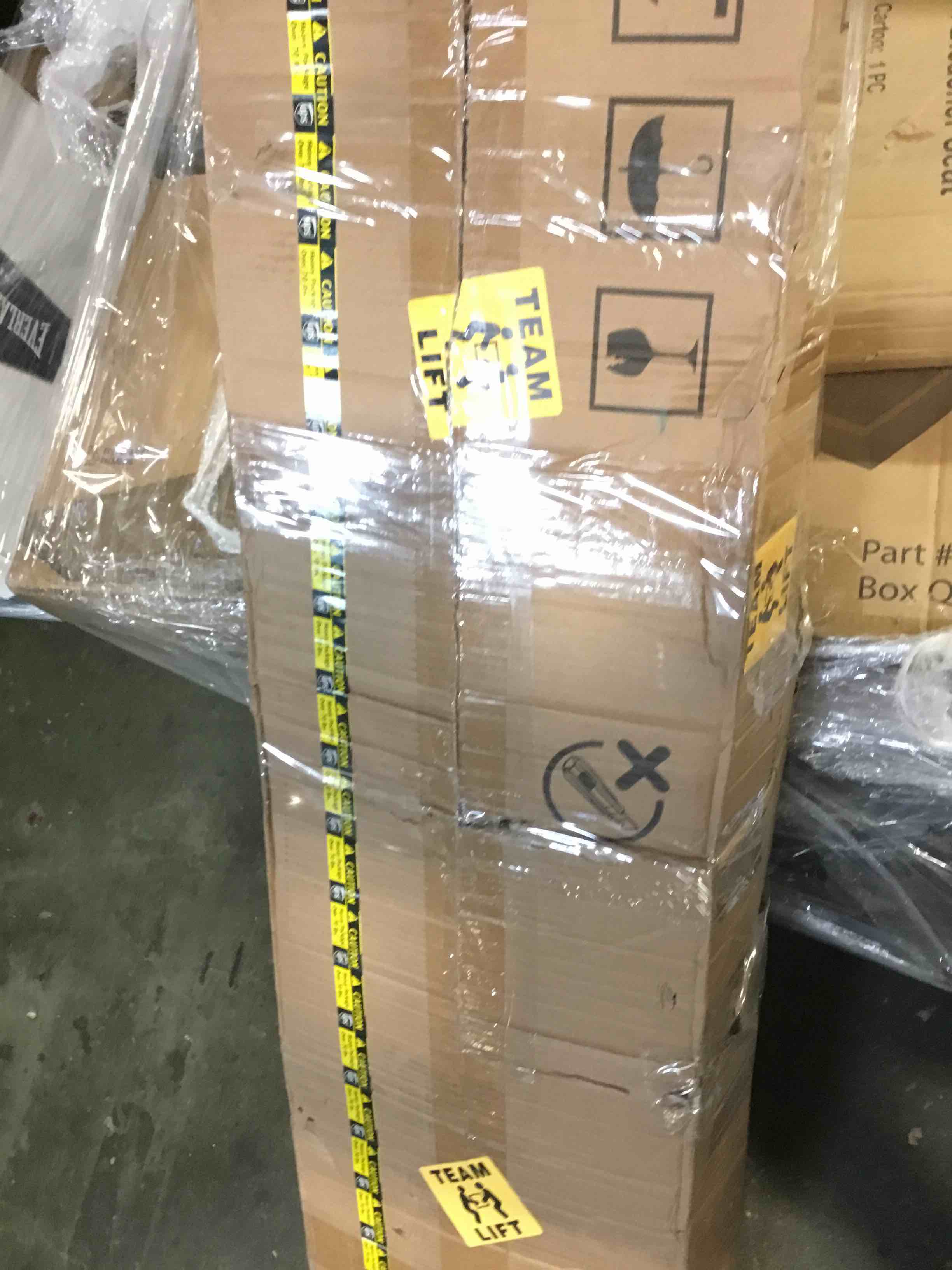 https://s3.amazonaws.com/lotting-images-prod/bidfta/BLU5670885_1695901879778.jpeg