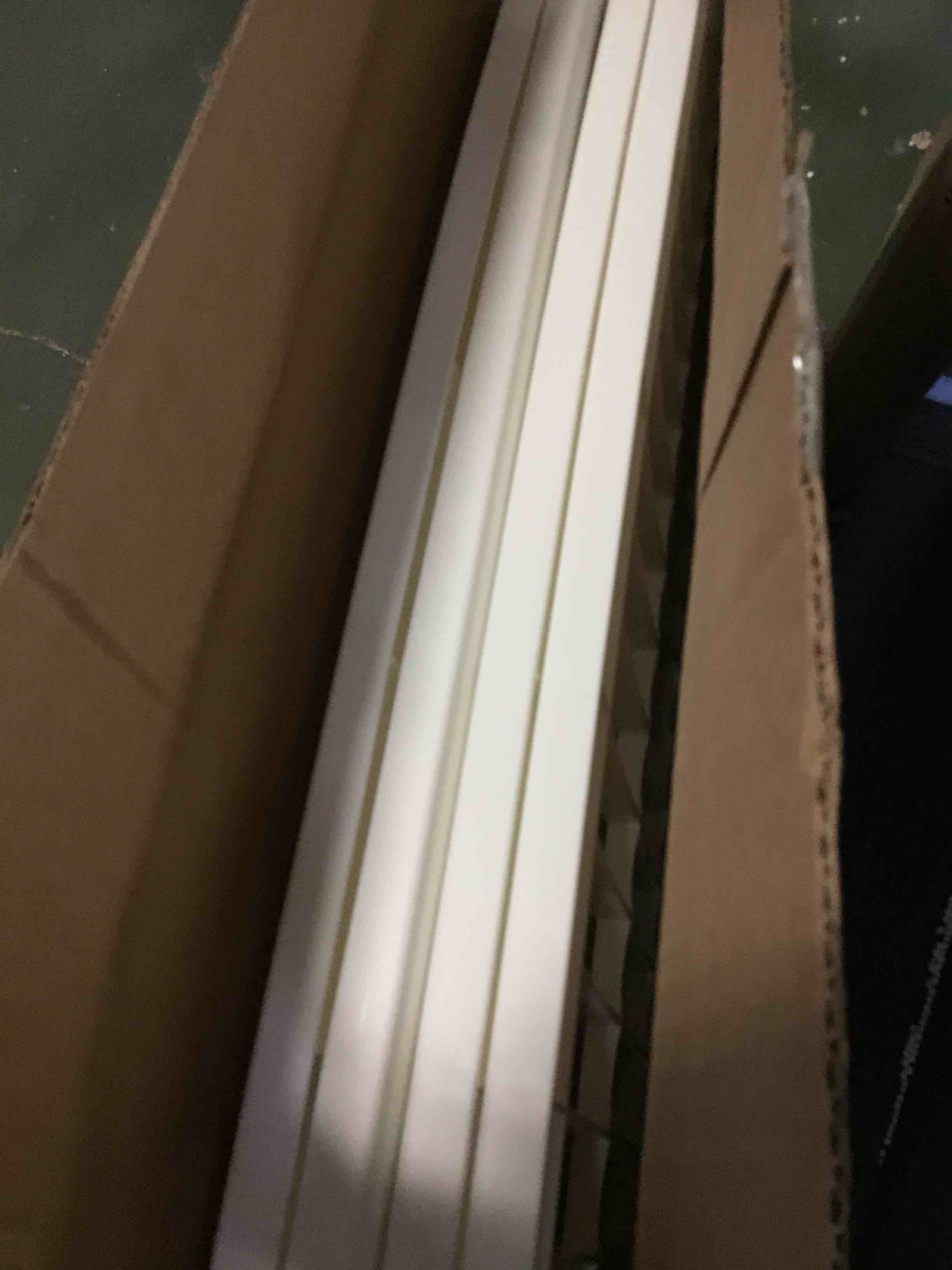 https://s3.amazonaws.com/lotting-images-prod/bidfta/BLU5671401_1696253865523.jpeg