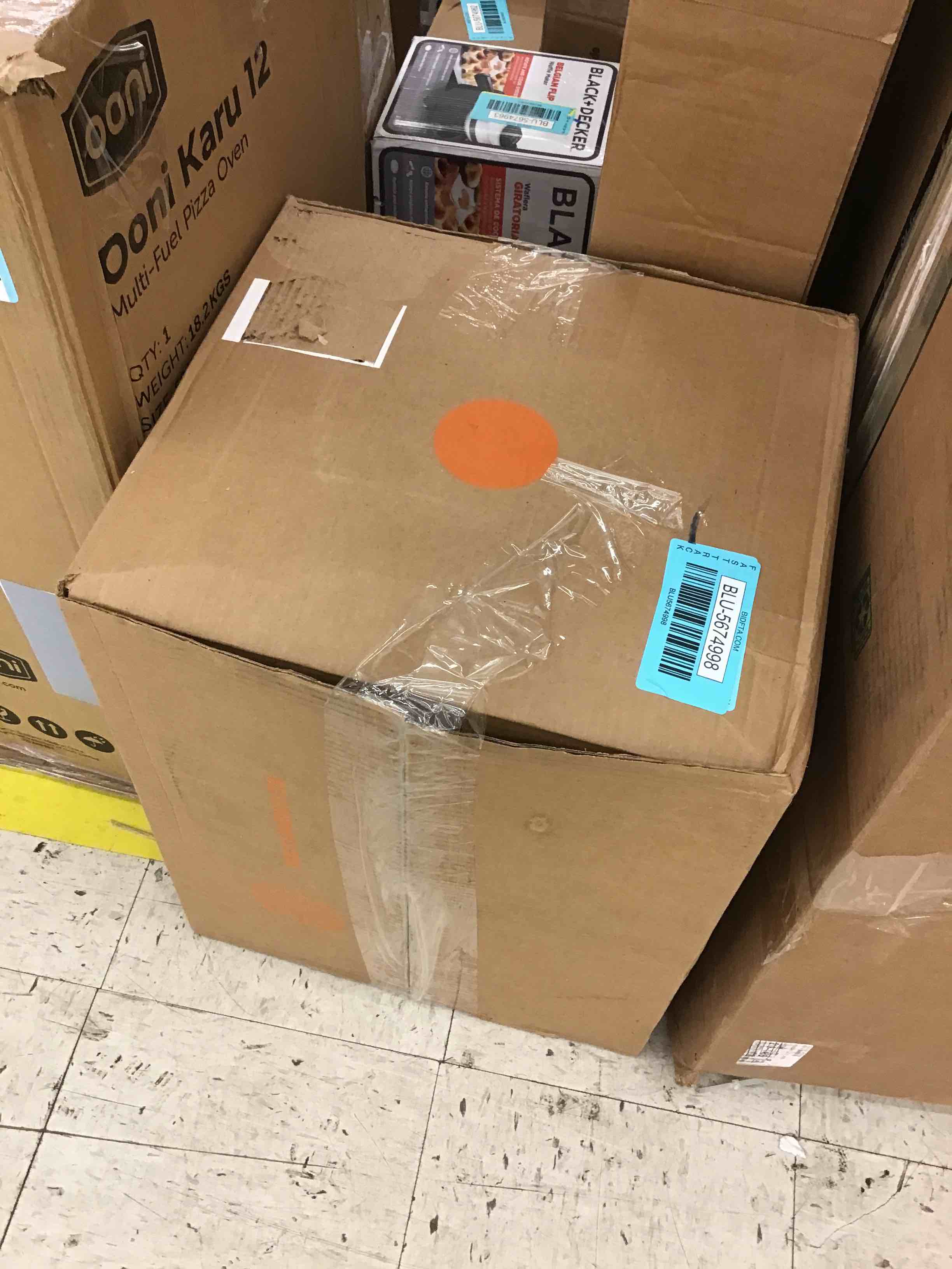 https://s3.amazonaws.com/lotting-images-prod/bidfta/BLU5674998_1713294111714.jpeg