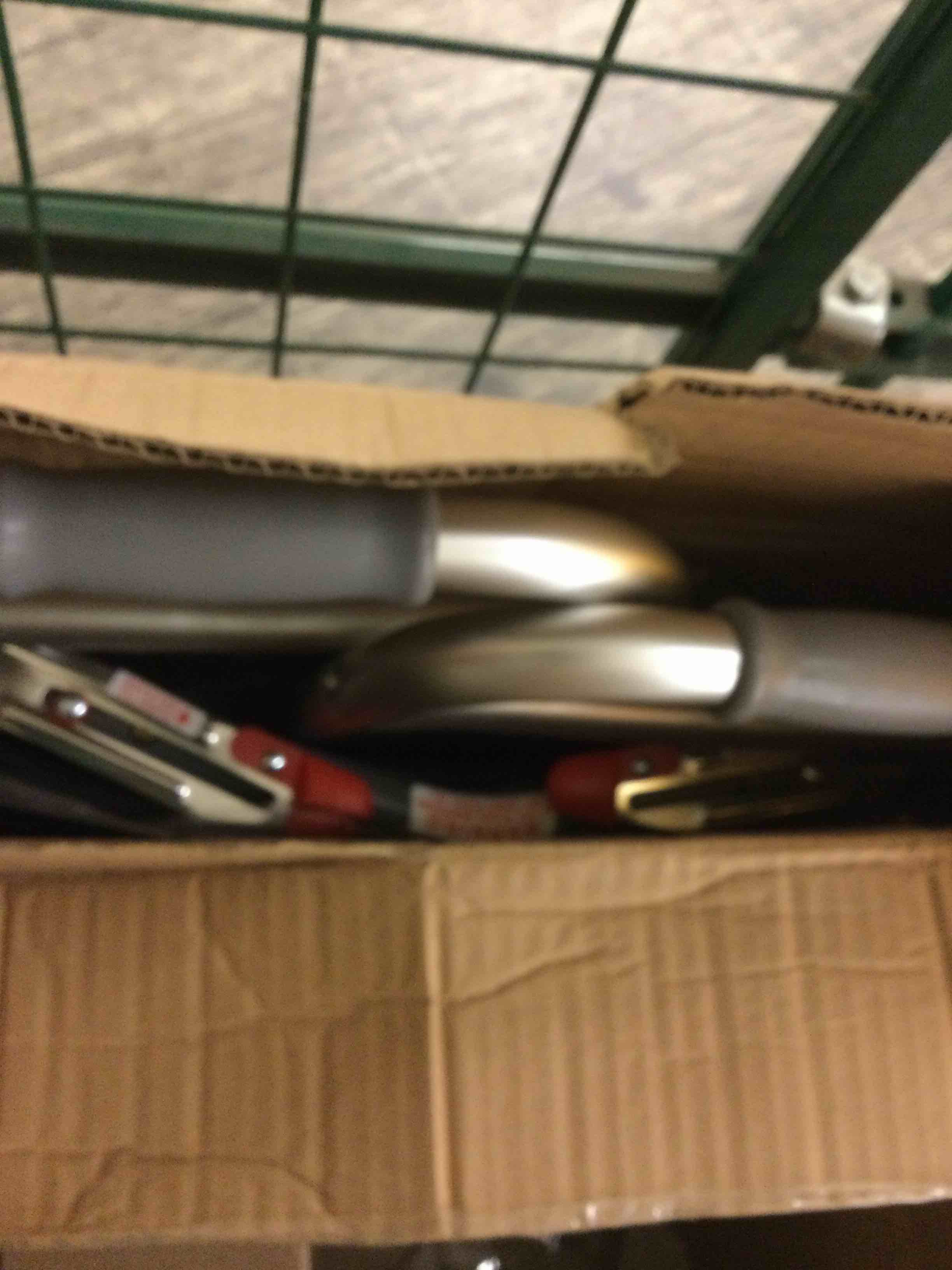 Condition photo showing Good Condition for Walker Adlt 2but w/5 whl.1/ea