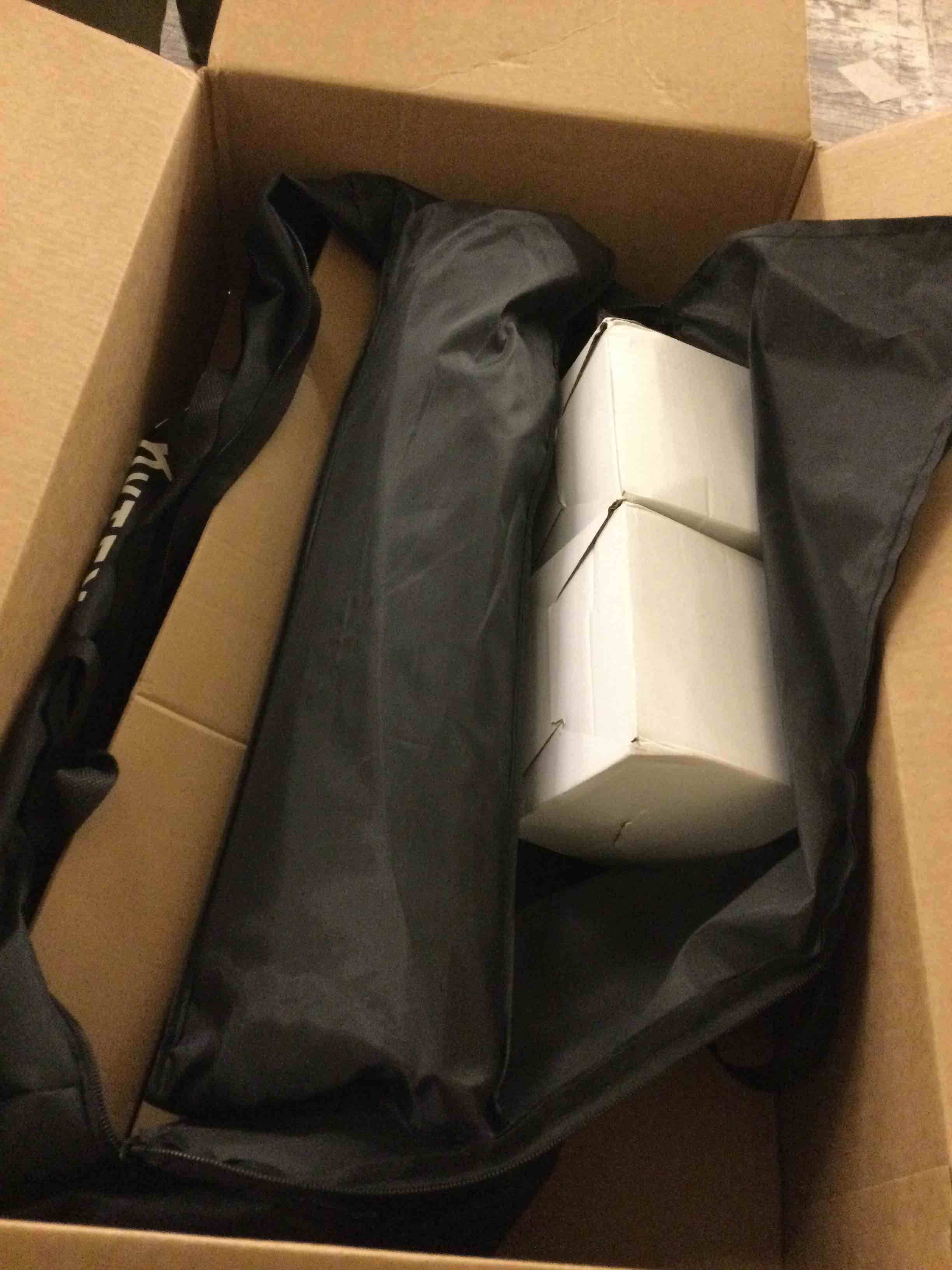 Condition photo showing Good Condition for skytex softbox lighting kit,20x28in soft box | 85w 2700-6400k e27 led bulb continuous photography lighting, photo studio lights equipment for camera shooting, video recording 