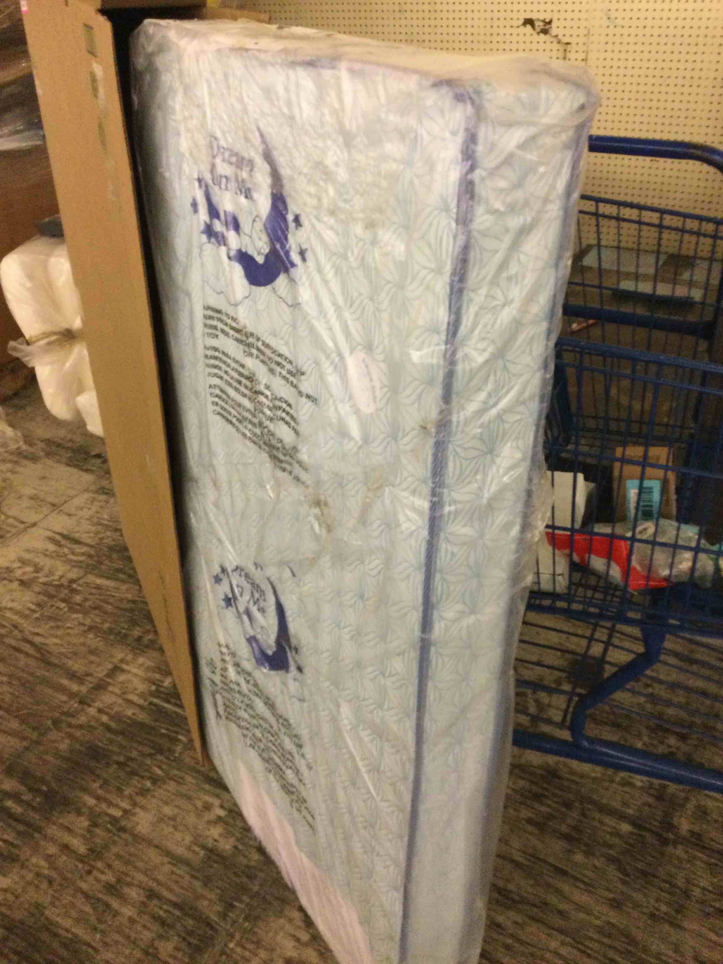 Condition photo showing New/Like New for dream on me little lullaby 5” 2-in-1 crib & toddler mattress, dual-sided infant & toddler support, waterproof & stain resistant, greenguard gold & baby safety alliance certified - blue floral