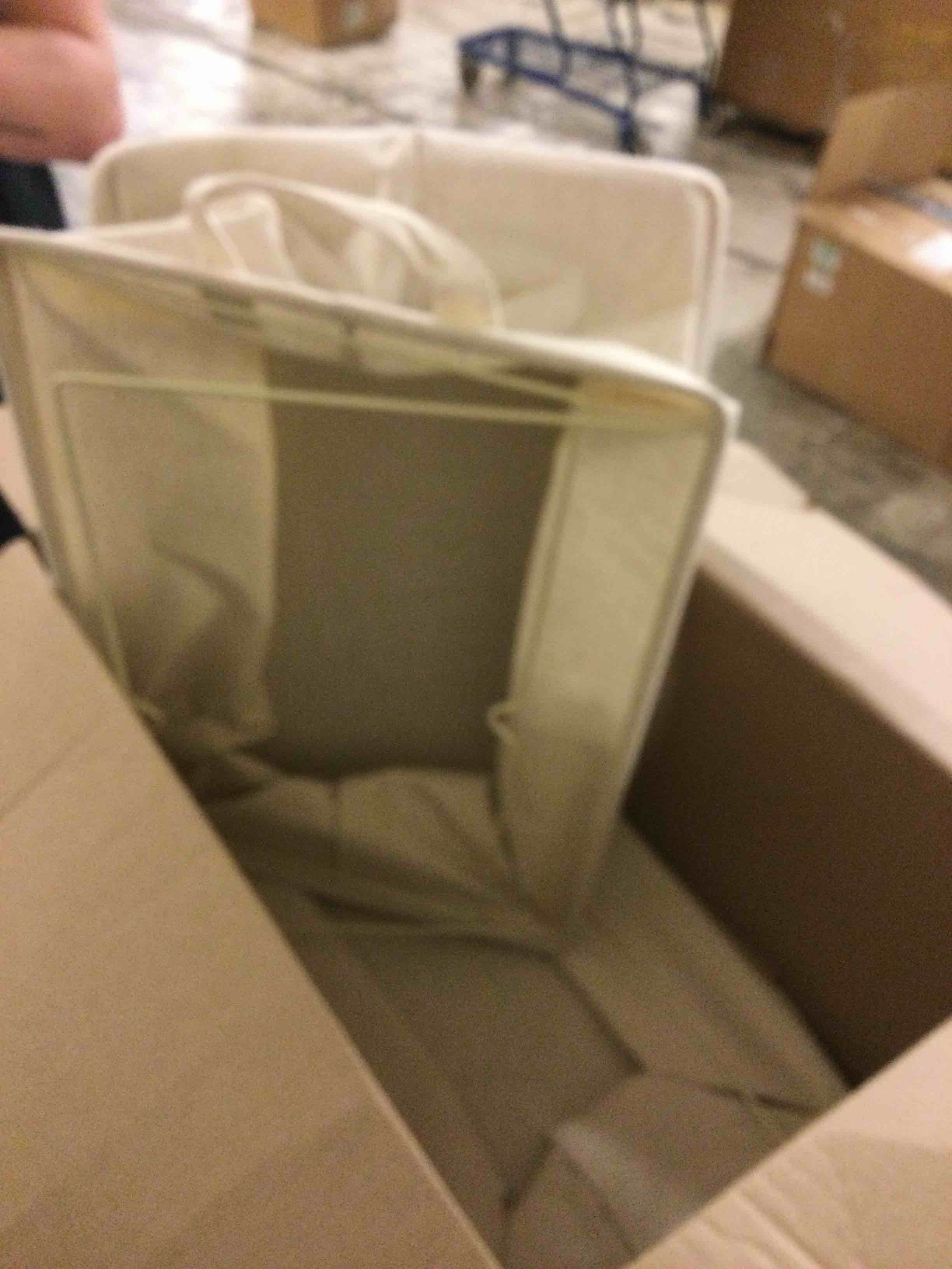 Condition photo showing Good Condition for beige cloth totes set of 2