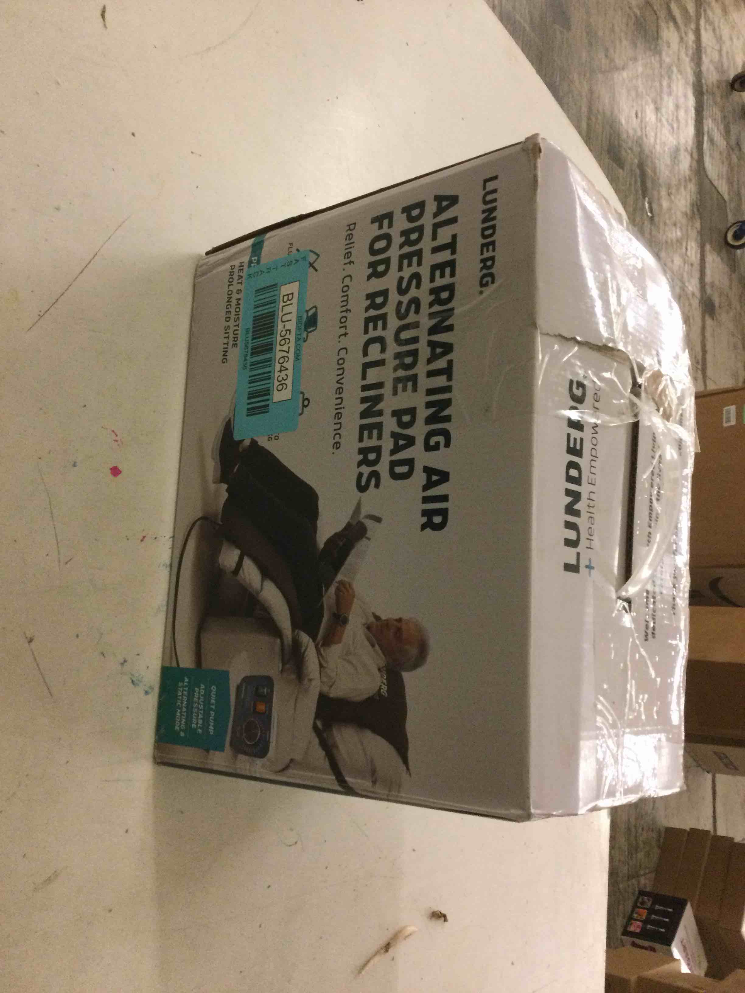 https://s3.amazonaws.com/lotting-images-prod/bidfta/BLU5676436_1777657582050.jpeg