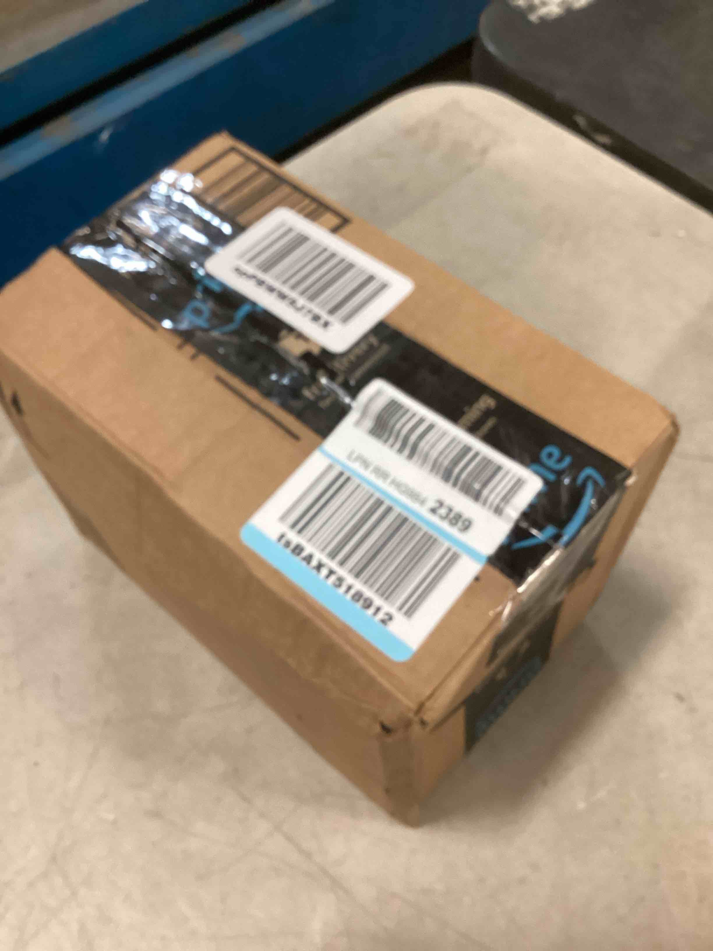https://s3.amazonaws.com/lotting-images-prod/bidfta/BLU5684633_1714136153779.jpeg