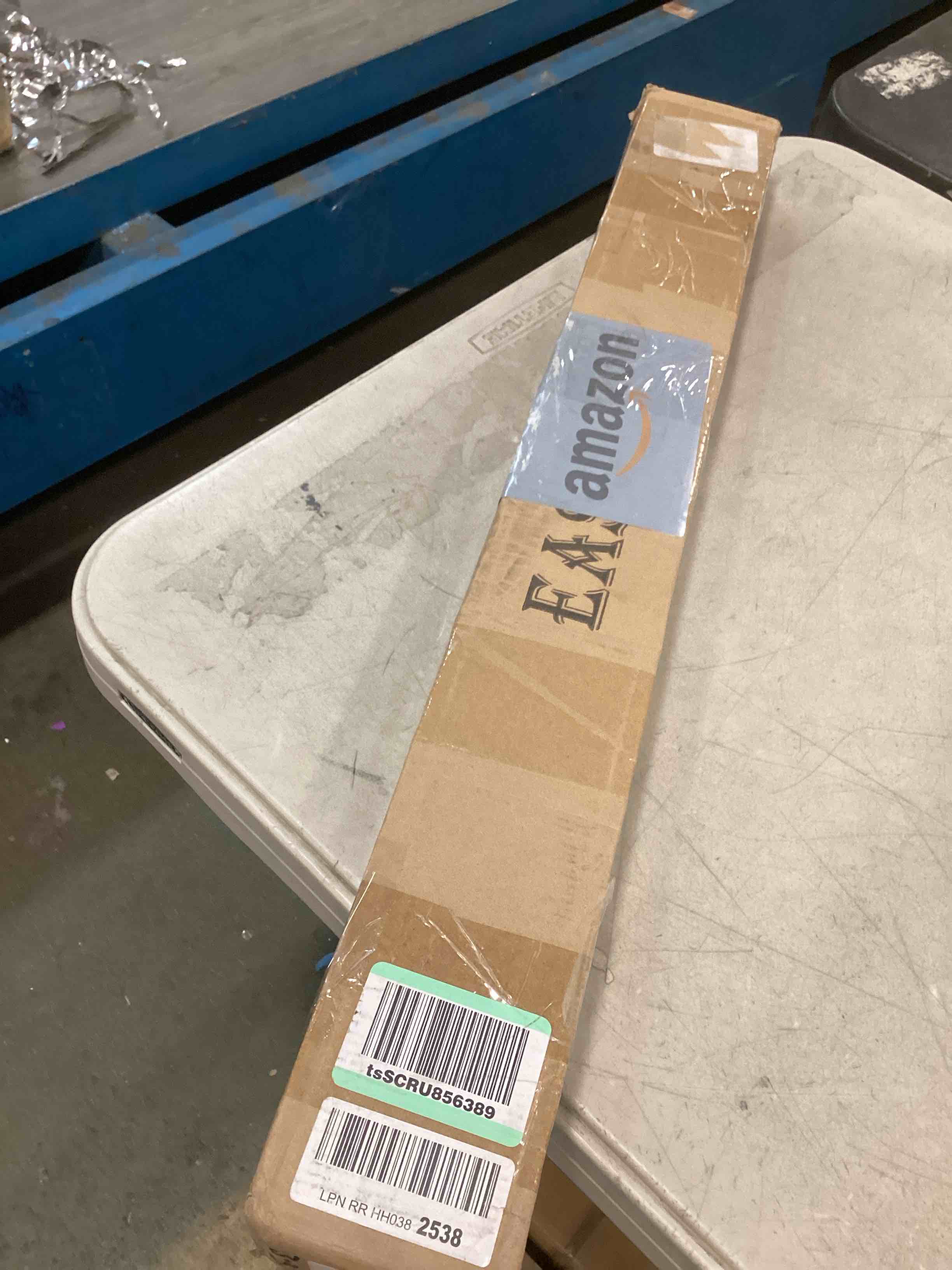 https://s3.amazonaws.com/lotting-images-prod/bidfta/BLU5684884_1714220107181.jpeg
