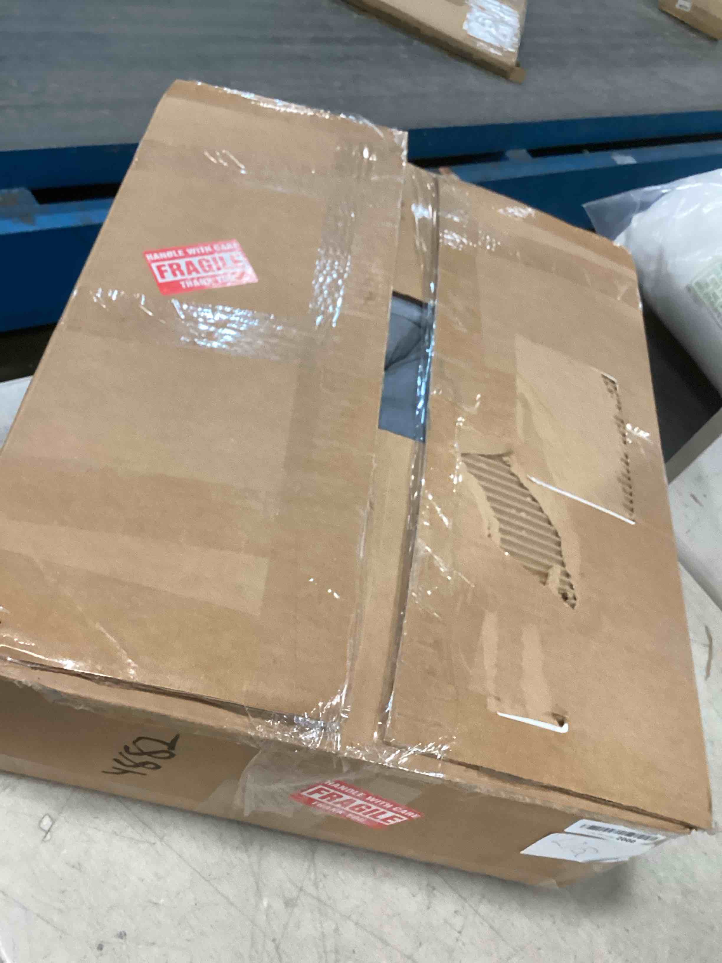 https://s3.amazonaws.com/lotting-images-prod/bidfta/BLU5684908_1714222606635.jpeg