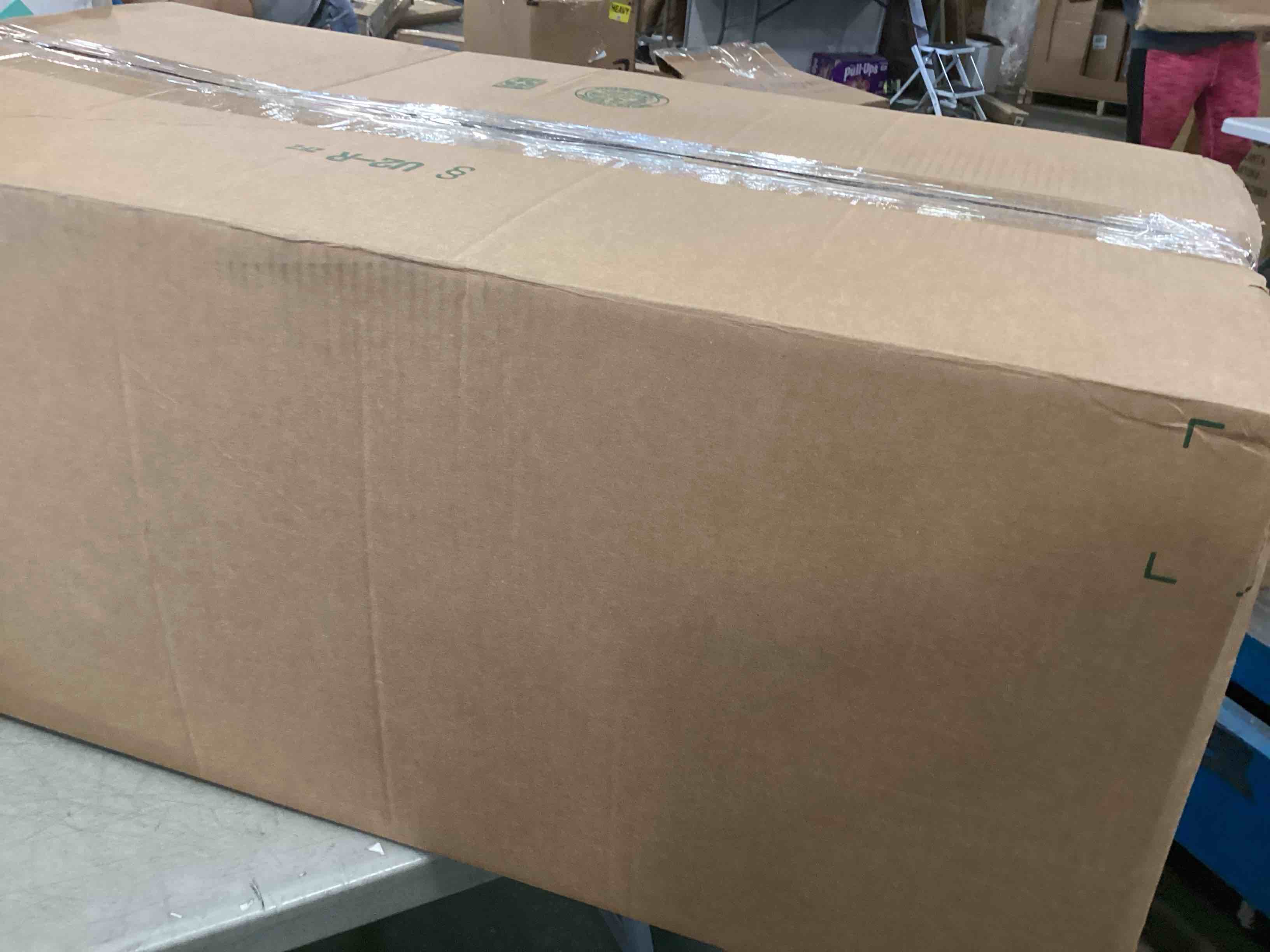https://s3.amazonaws.com/lotting-images-prod/bidfta/BLU5685029_1714420620404.jpeg