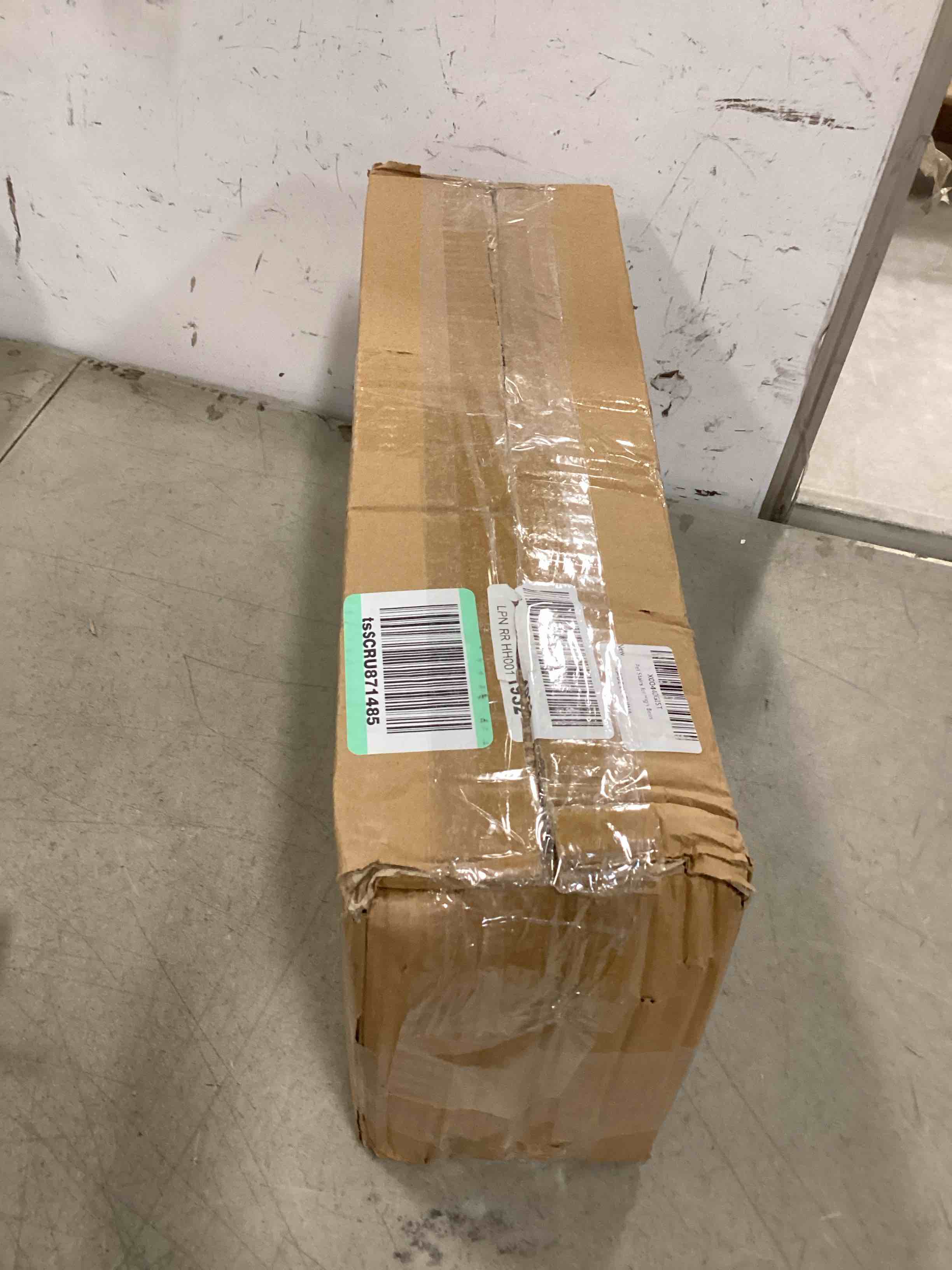 https://s3.amazonaws.com/lotting-images-prod/bidfta/BLU5685042_1714389941174.jpeg