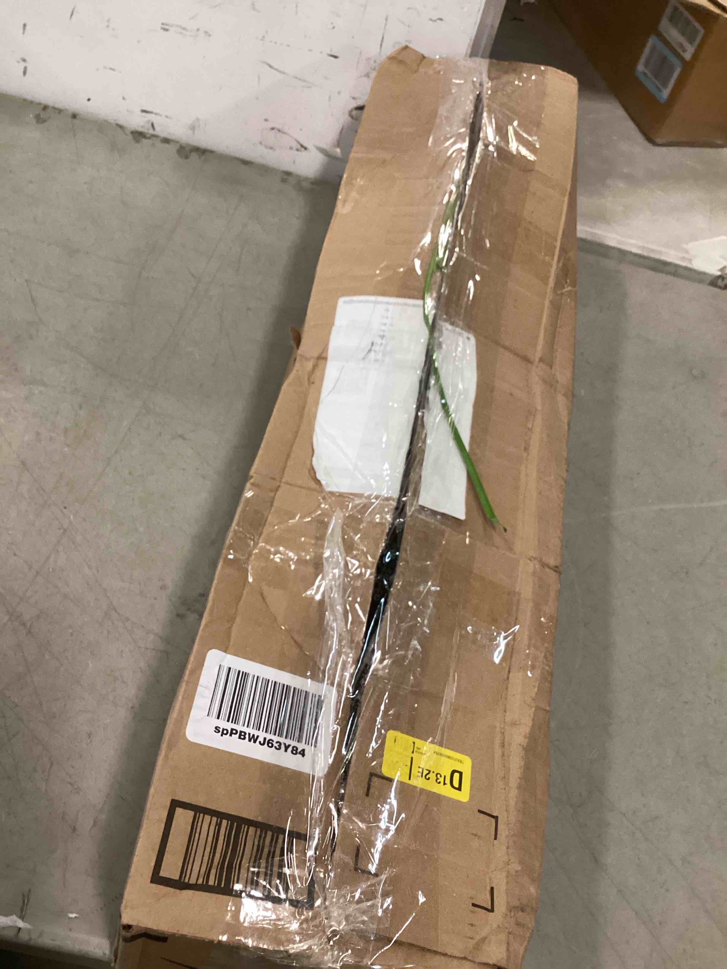 https://s3.amazonaws.com/lotting-images-prod/bidfta/BLU5685132_1714398900174.jpeg