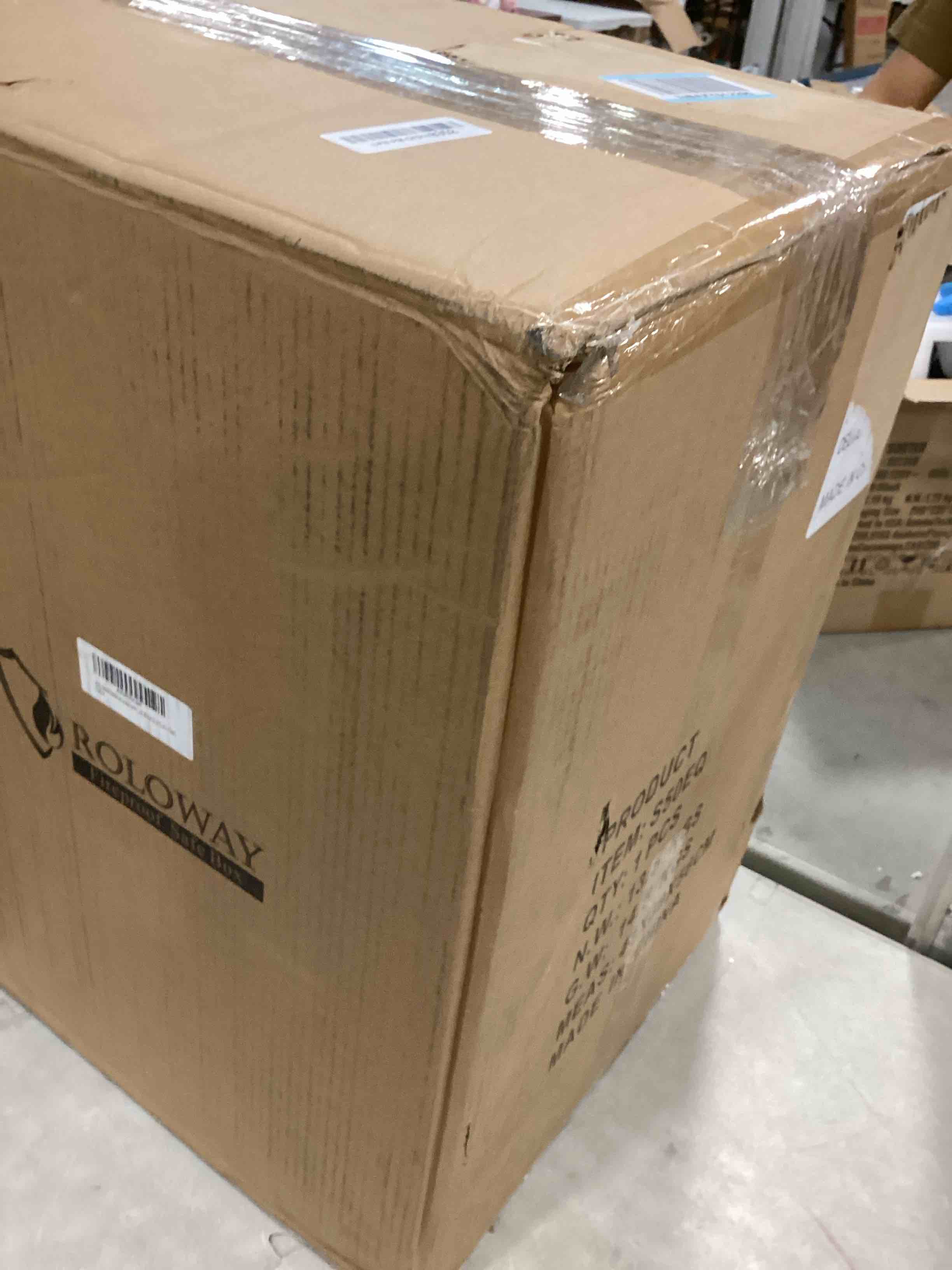 https://s3.amazonaws.com/lotting-images-prod/bidfta/BLU5685403_1714482525550.jpeg