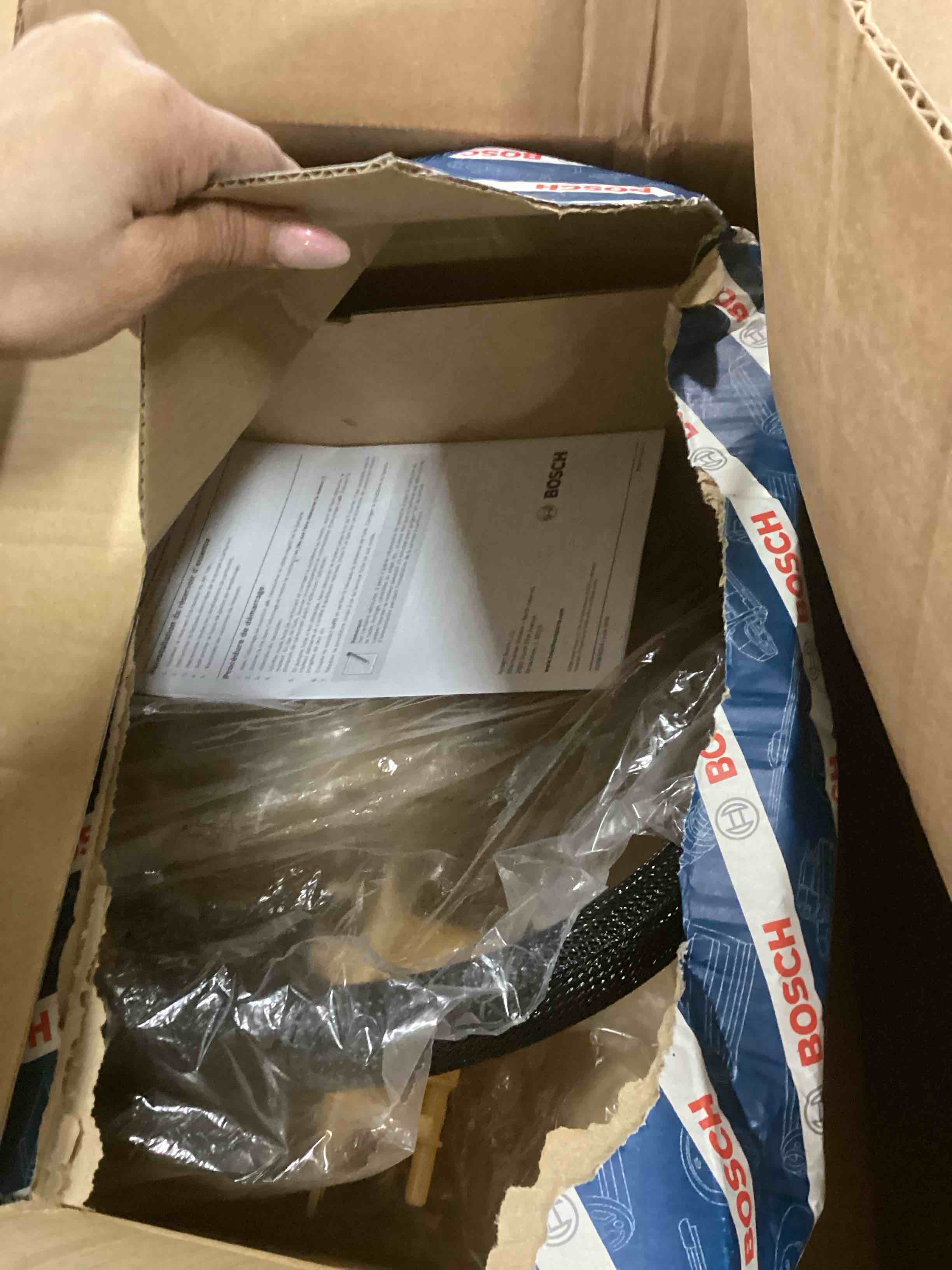 https://s3.amazonaws.com/lotting-images-prod/bidfta/BLU5685475_1714055699431.jpeg