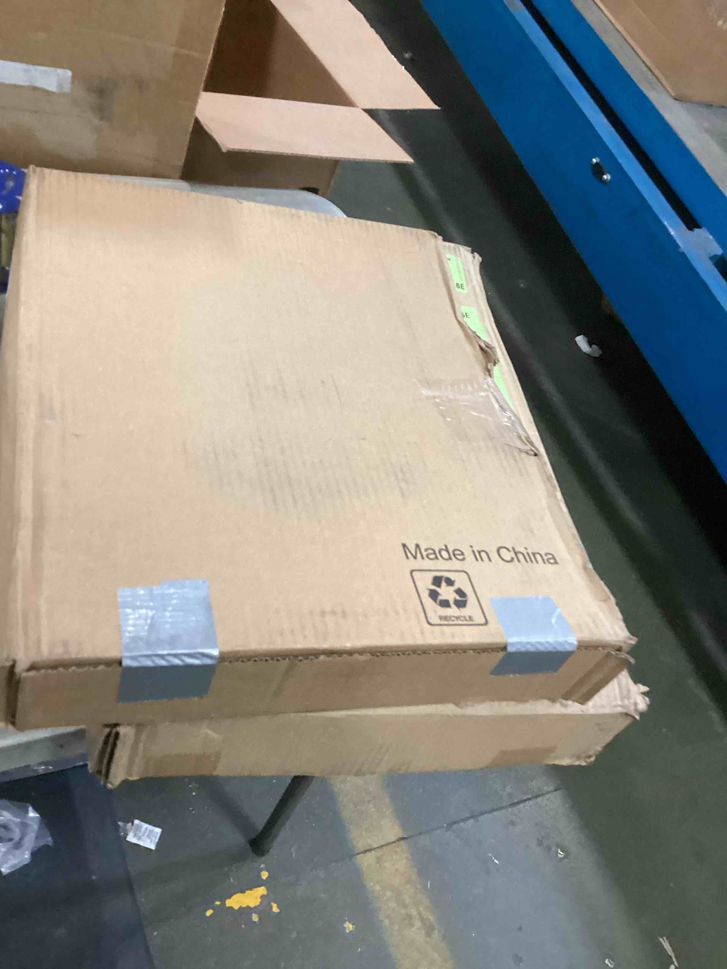 Assortment of Round Bowl Seats, fits all round toilets, different styles and different sizes, from different brands,