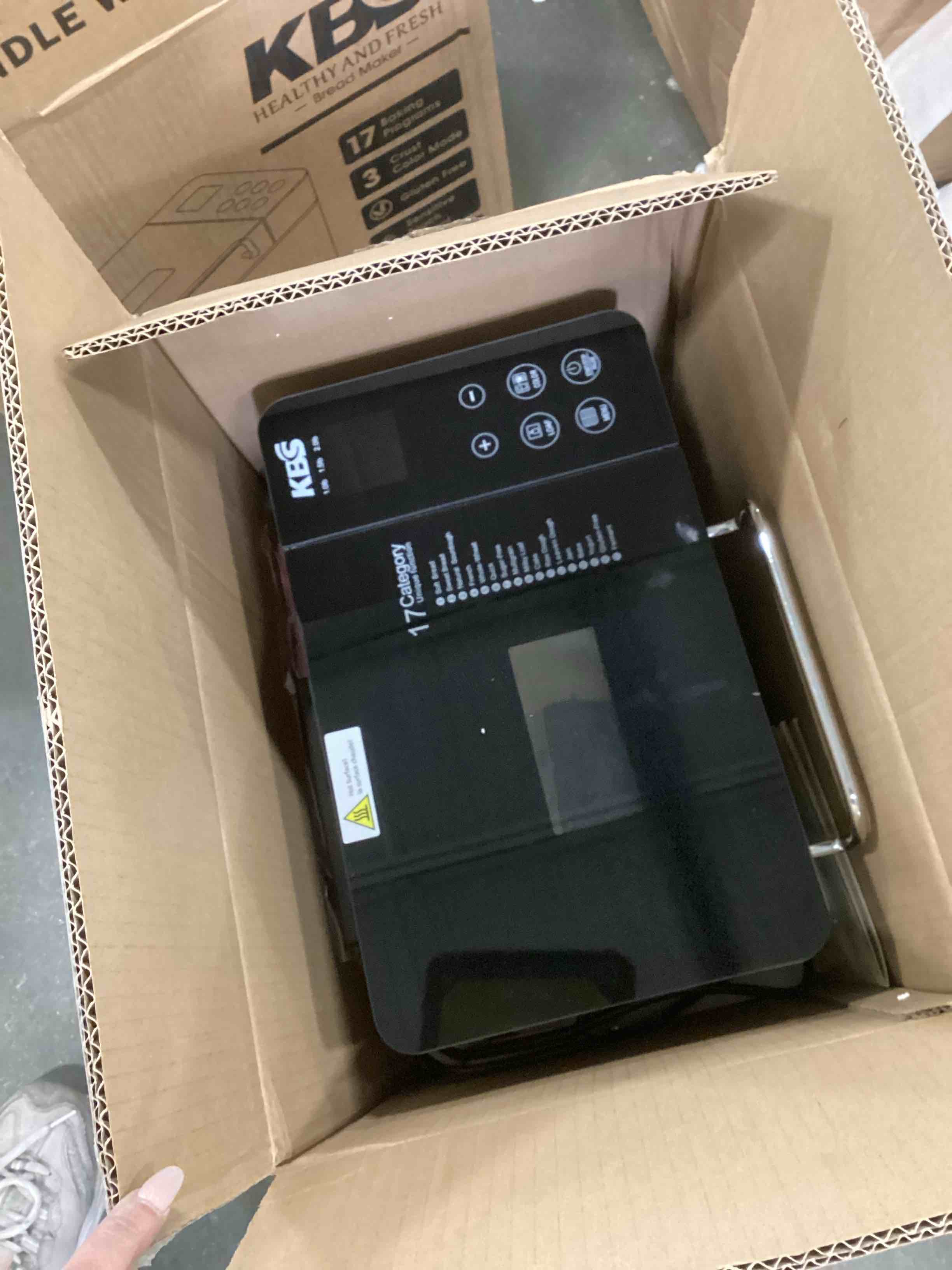 https://s3.amazonaws.com/lotting-images-prod/bidfta/BLU5685525_1714060470254.jpeg