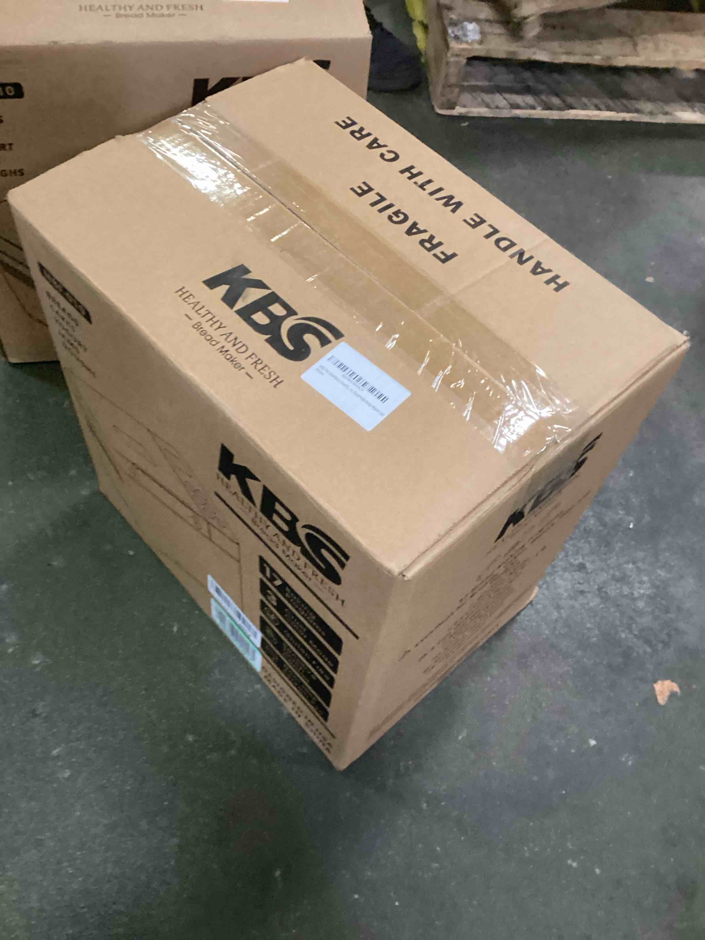 https://s3.amazonaws.com/lotting-images-prod/bidfta/BLU5685529_1714060657680.jpeg