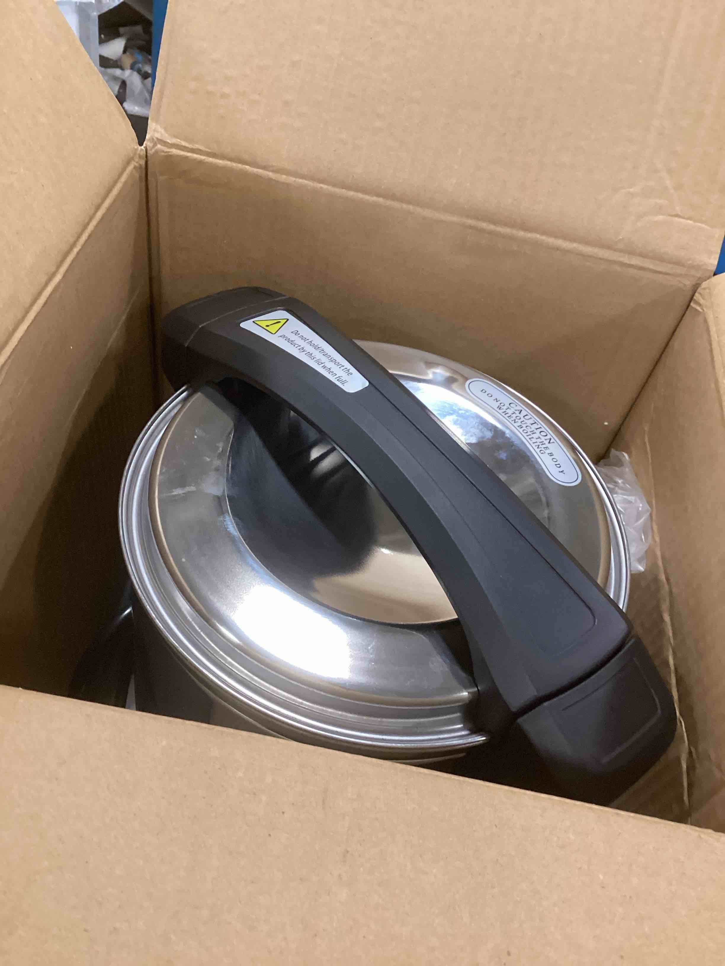 https://s3.amazonaws.com/lotting-images-prod/bidfta/BLU5685688_1714132941268.jpeg