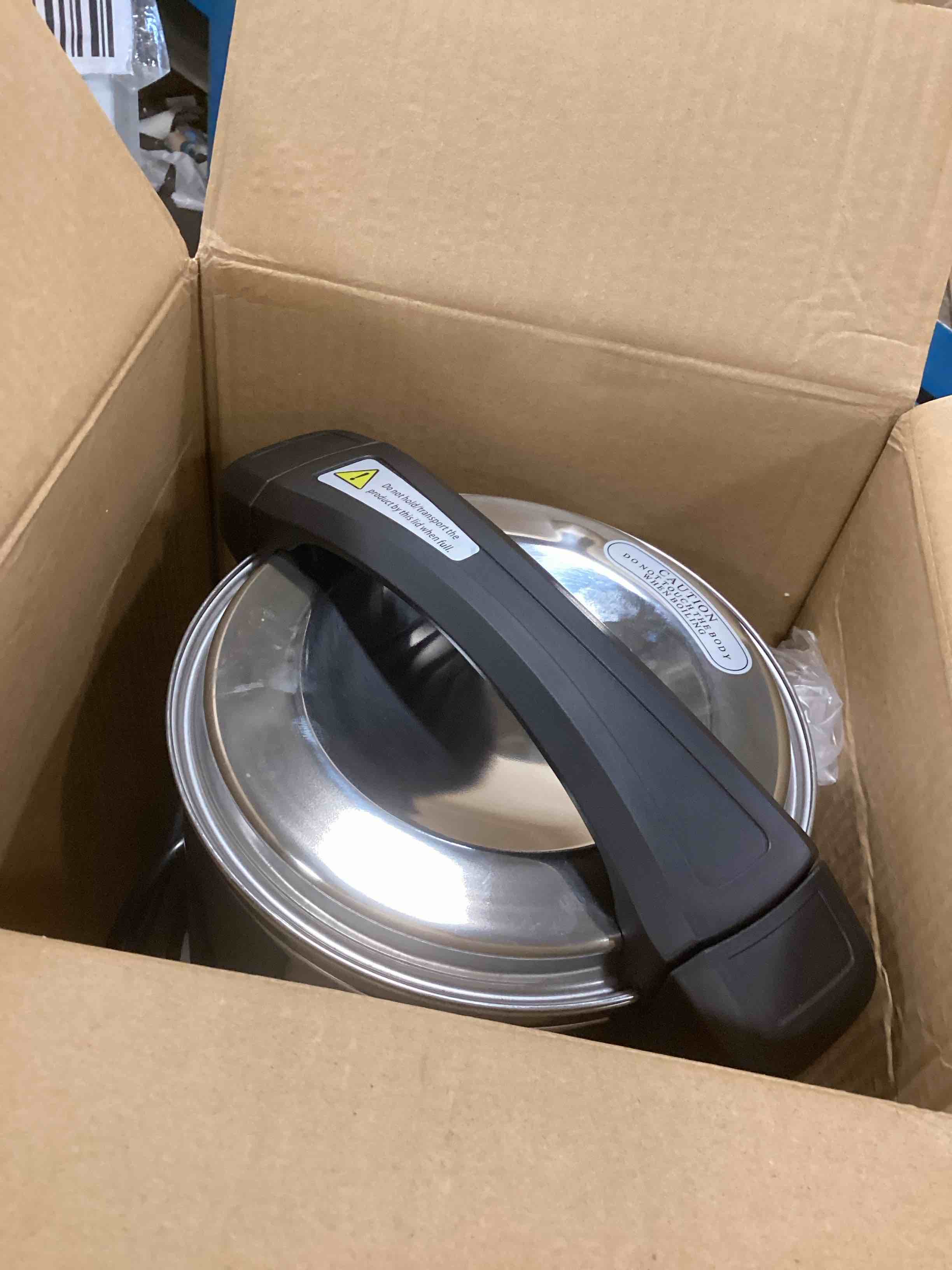 https://s3.amazonaws.com/lotting-images-prod/bidfta/BLU5685688_1714132942017.jpeg