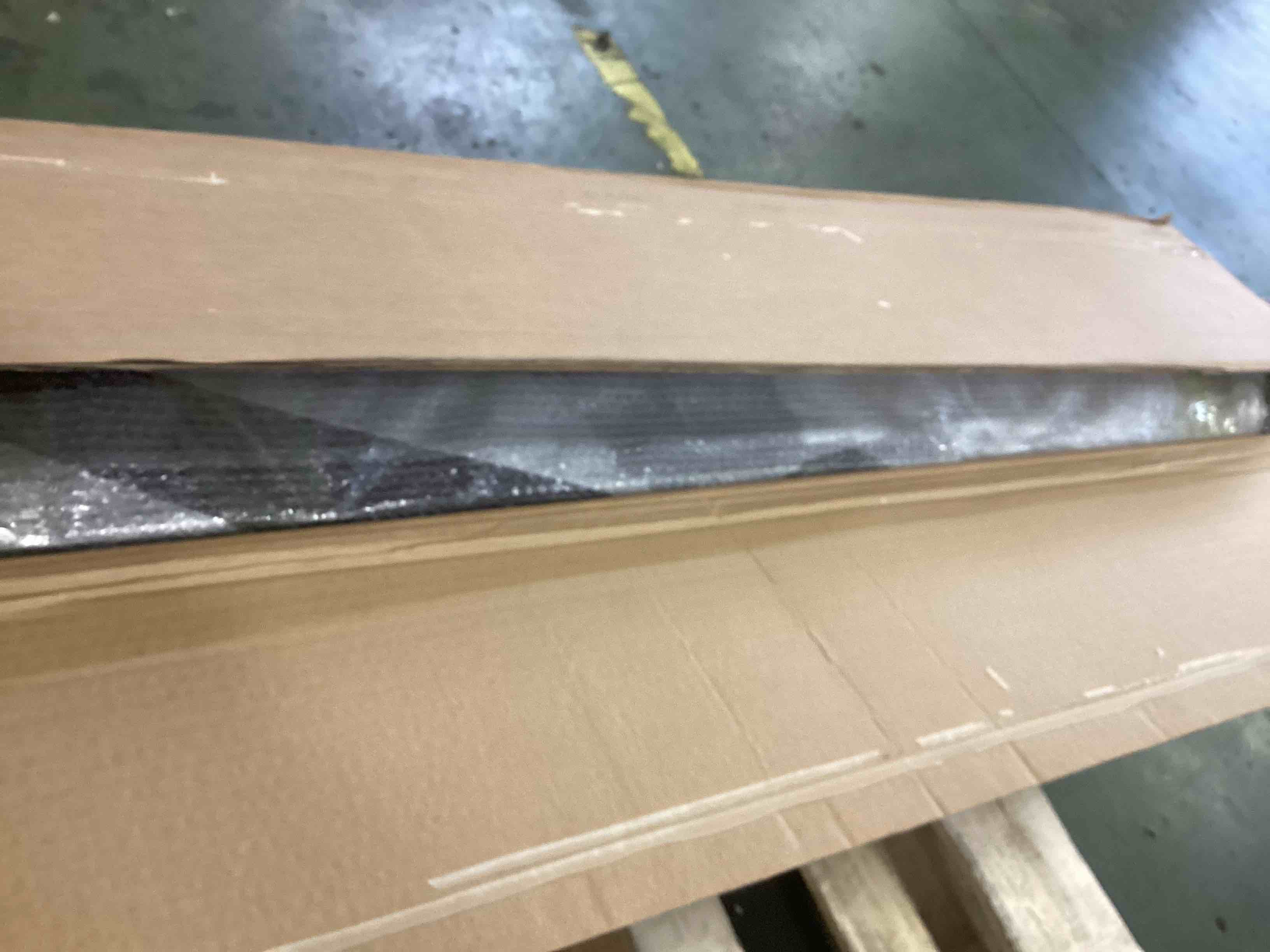 https://s3.amazonaws.com/lotting-images-prod/bidfta/BLU5686511_1714323432115.jpeg