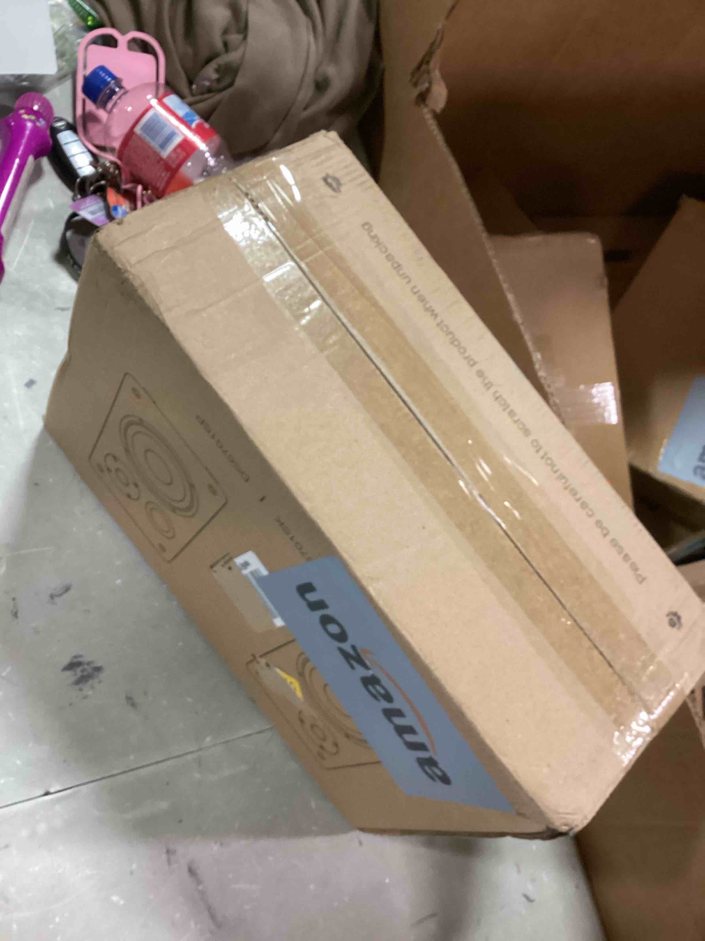 https://s3.amazonaws.com/lotting-images-prod/bidfta/BLU5687147_1714416913383.jpeg