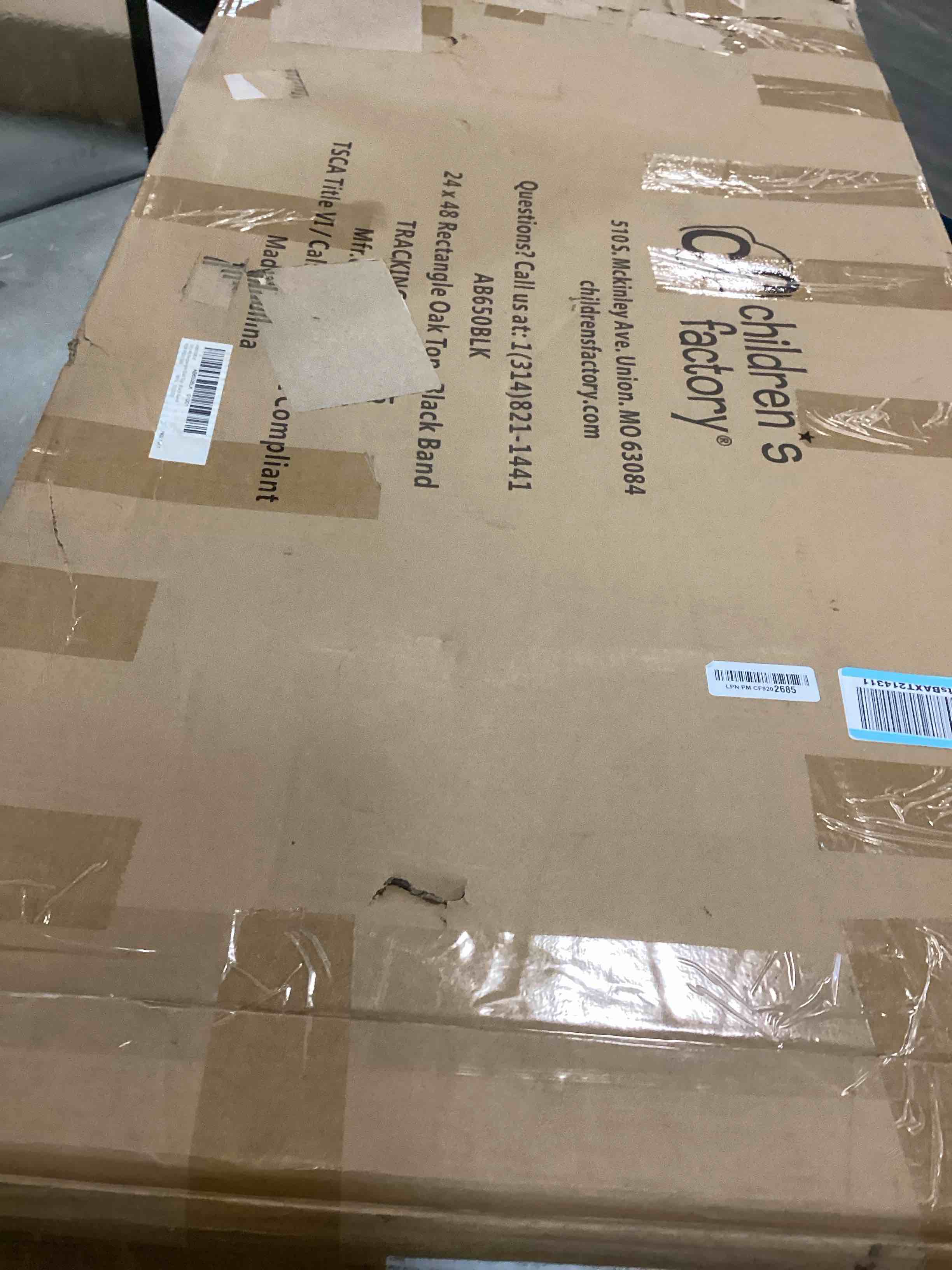 https://s3.amazonaws.com/lotting-images-prod/bidfta/BLU5687766_1715010683523.jpeg