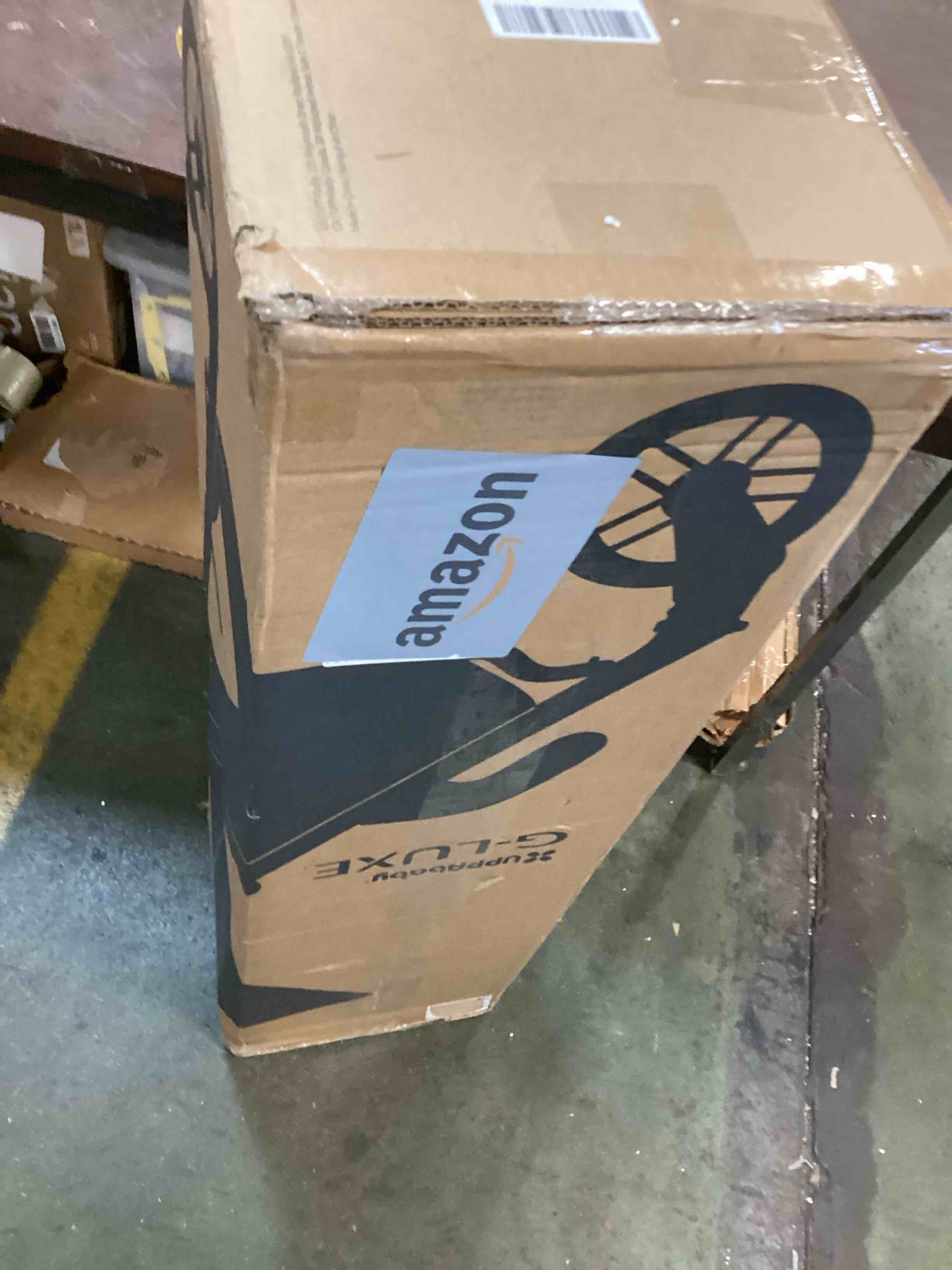 https://s3.amazonaws.com/lotting-images-prod/bidfta/BLU5688440_1715345169769.jpeg
