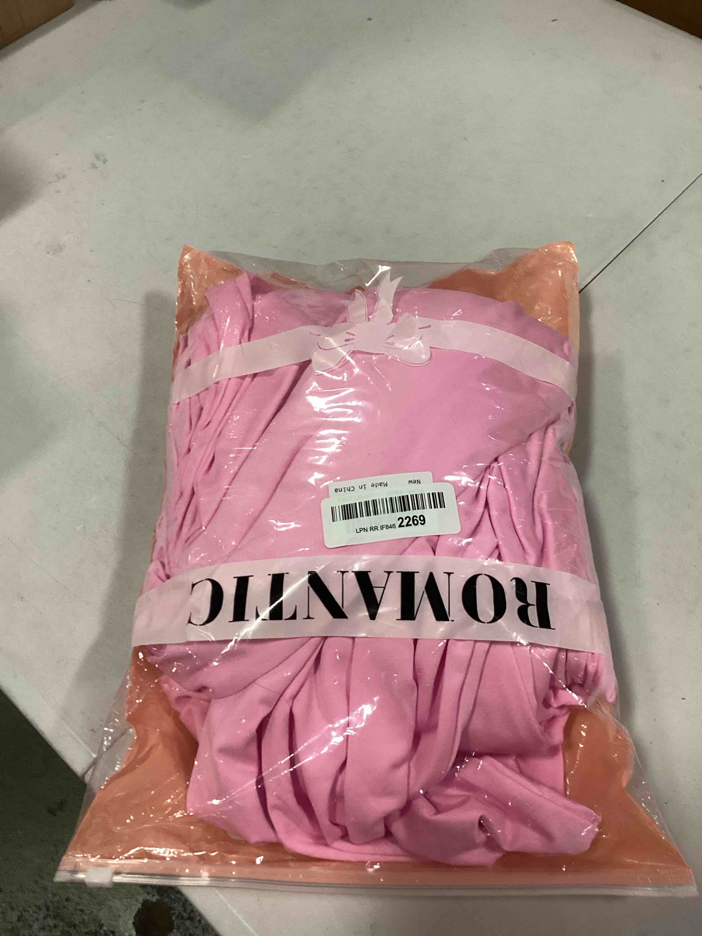 https://s3.amazonaws.com/lotting-images-prod/bidfta/BLU5688610_1714071956252.jpeg