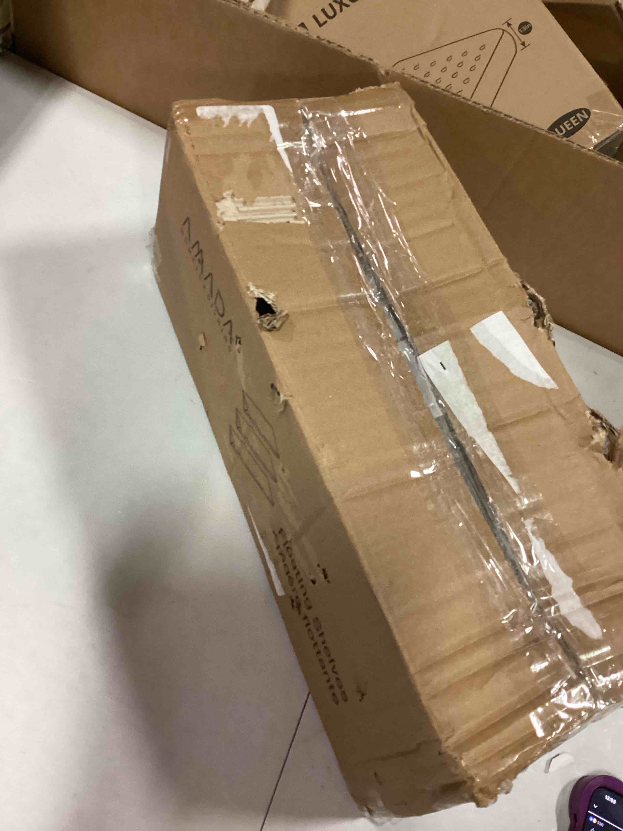 https://s3.amazonaws.com/lotting-images-prod/bidfta/BLU5688776_1714150558812.jpeg