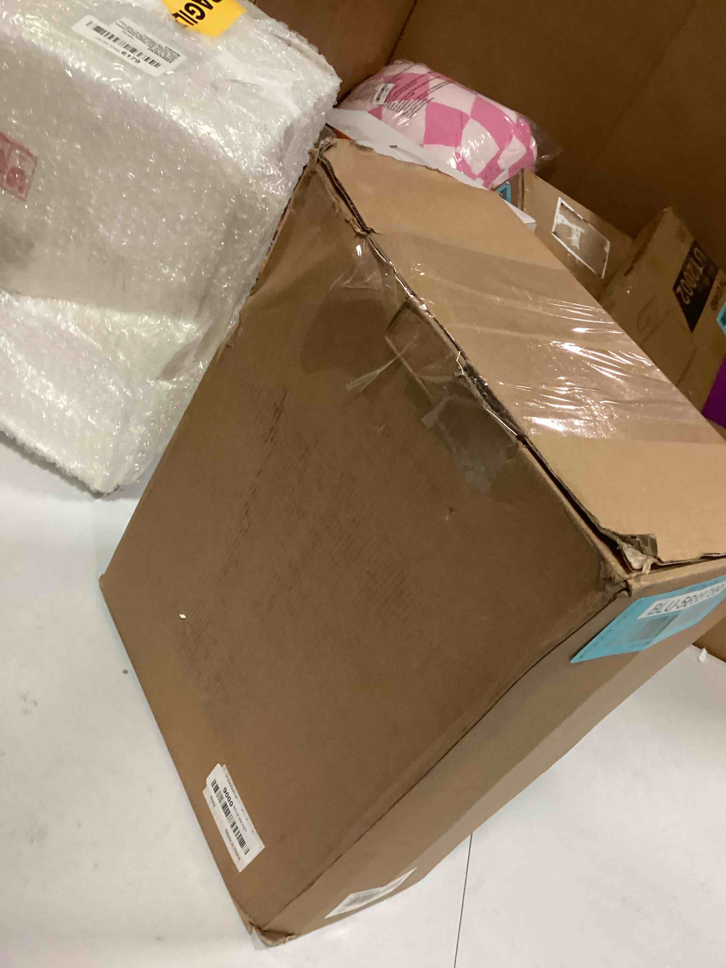 https://s3.amazonaws.com/lotting-images-prod/bidfta/BLU5688789_1714149509971.jpeg