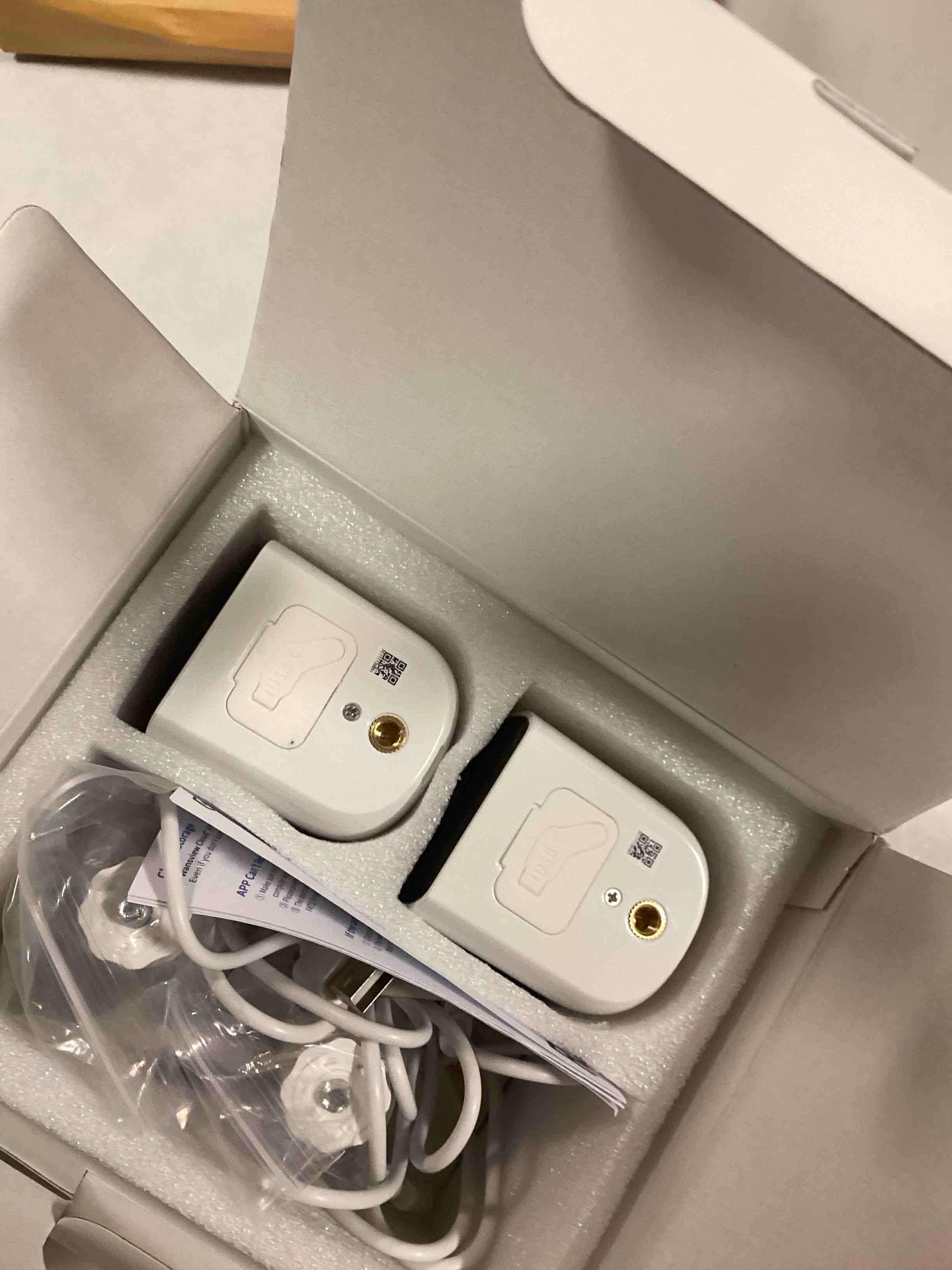 https://s3.amazonaws.com/lotting-images-prod/bidfta/BLU5688815_1714144957546.jpeg