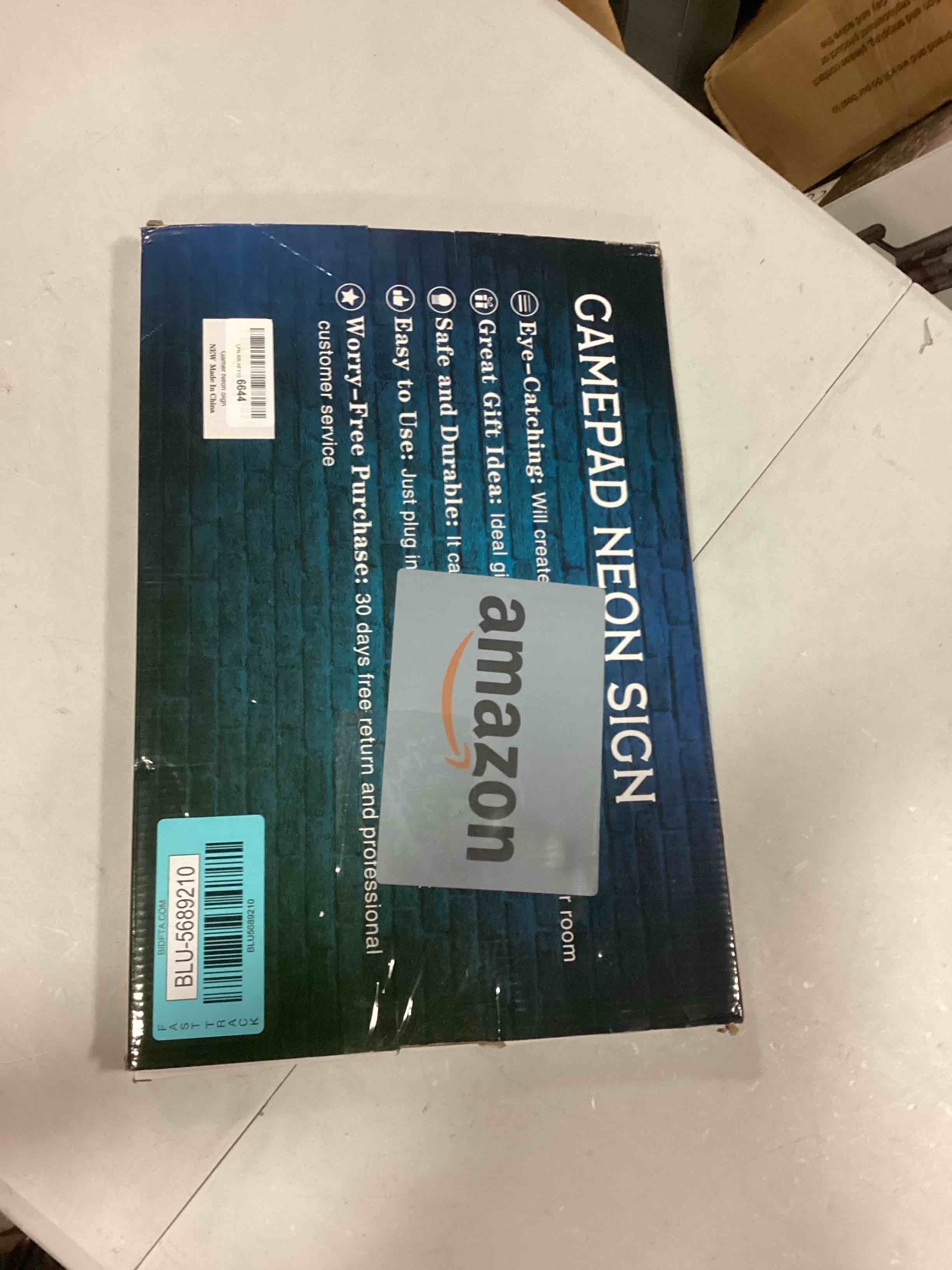 https://s3.amazonaws.com/lotting-images-prod/bidfta/BLU5689210_1714487806647.jpeg
