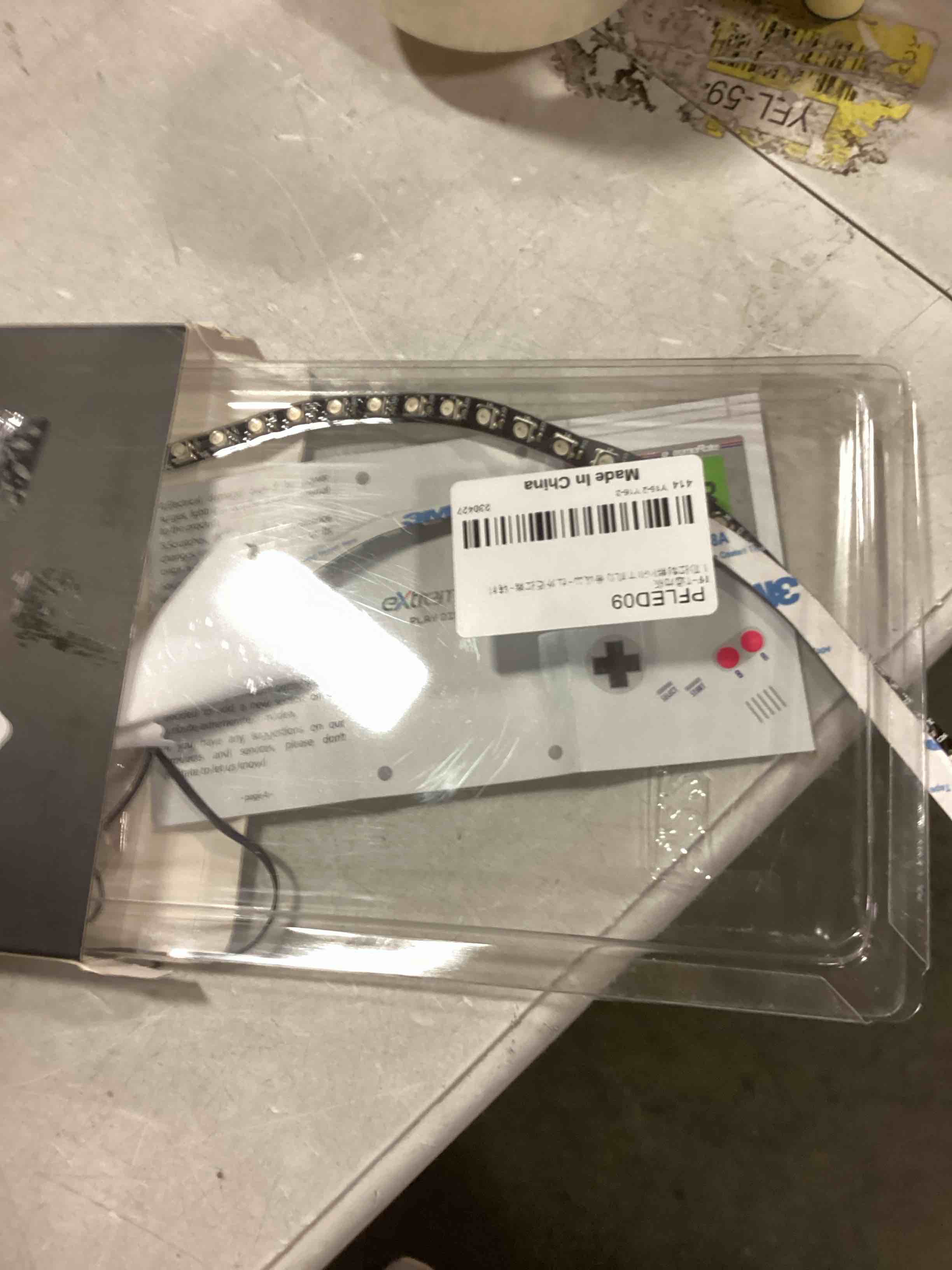 https://s3.amazonaws.com/lotting-images-prod/bidfta/BLU5690045_1714419536295.jpeg