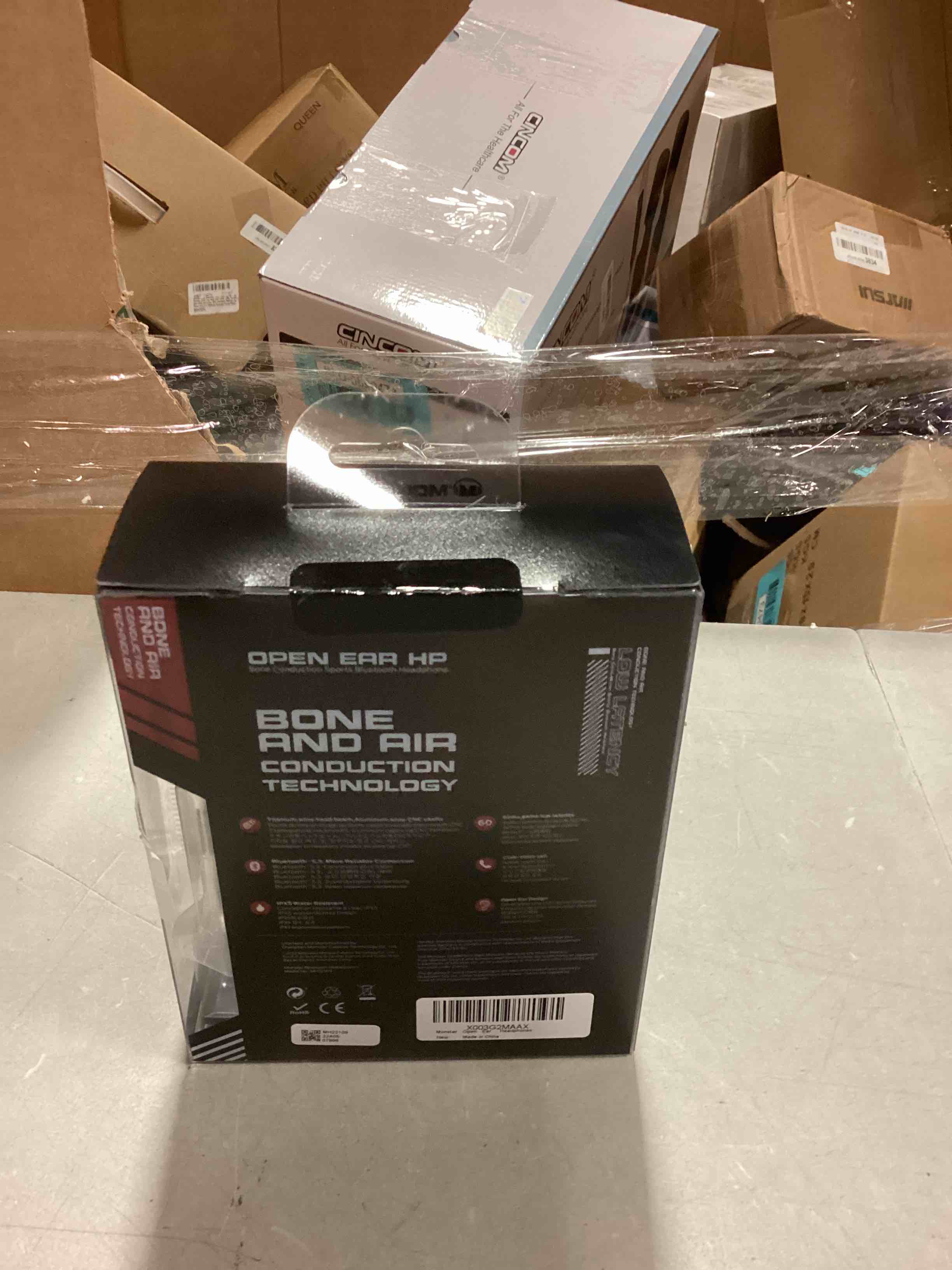 https://s3.amazonaws.com/lotting-images-prod/bidfta/BLU5690479_1714677792388.jpeg