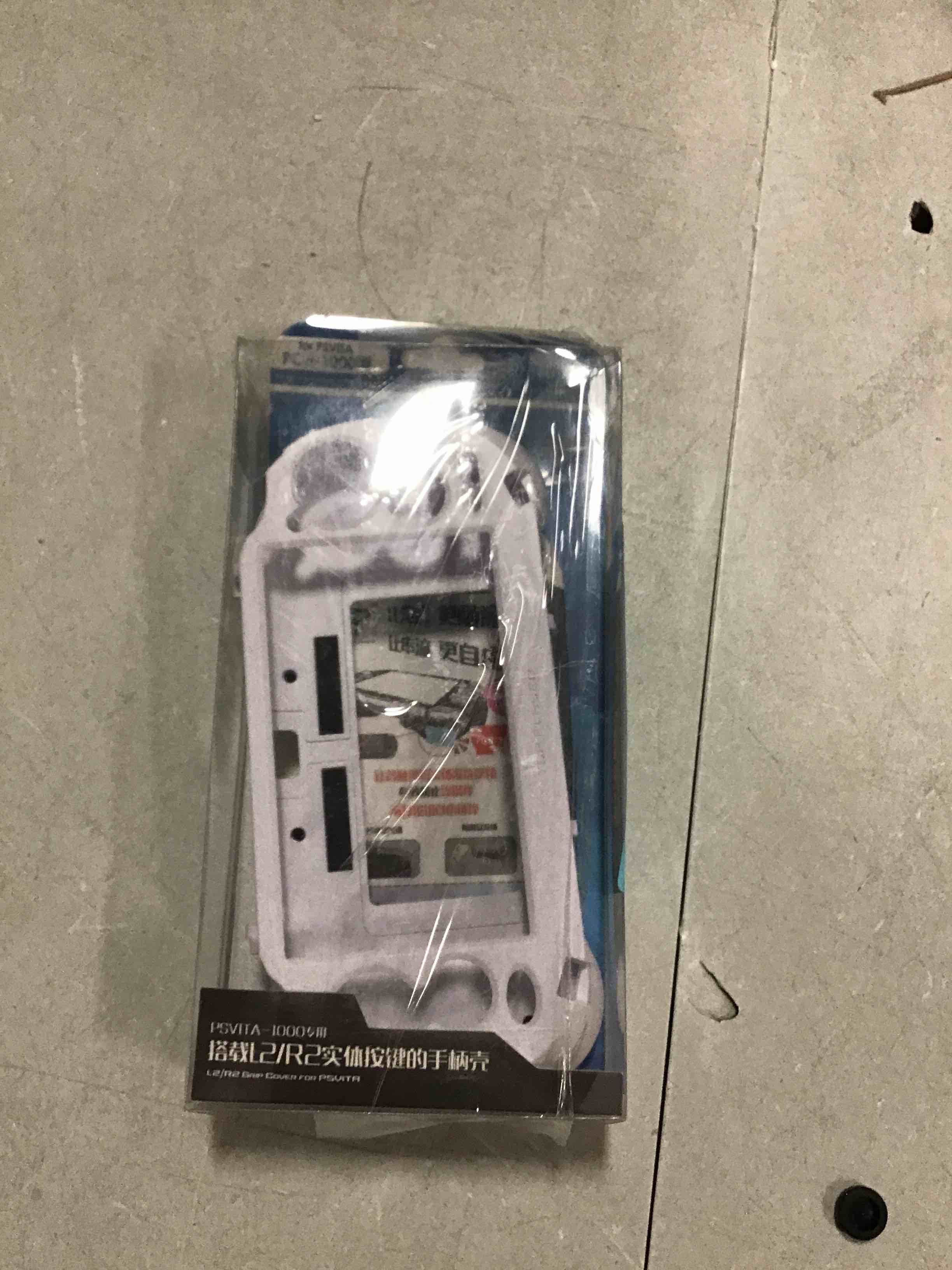 https://s3.amazonaws.com/lotting-images-prod/bidfta/BLU5690618_1714750740591.jpeg