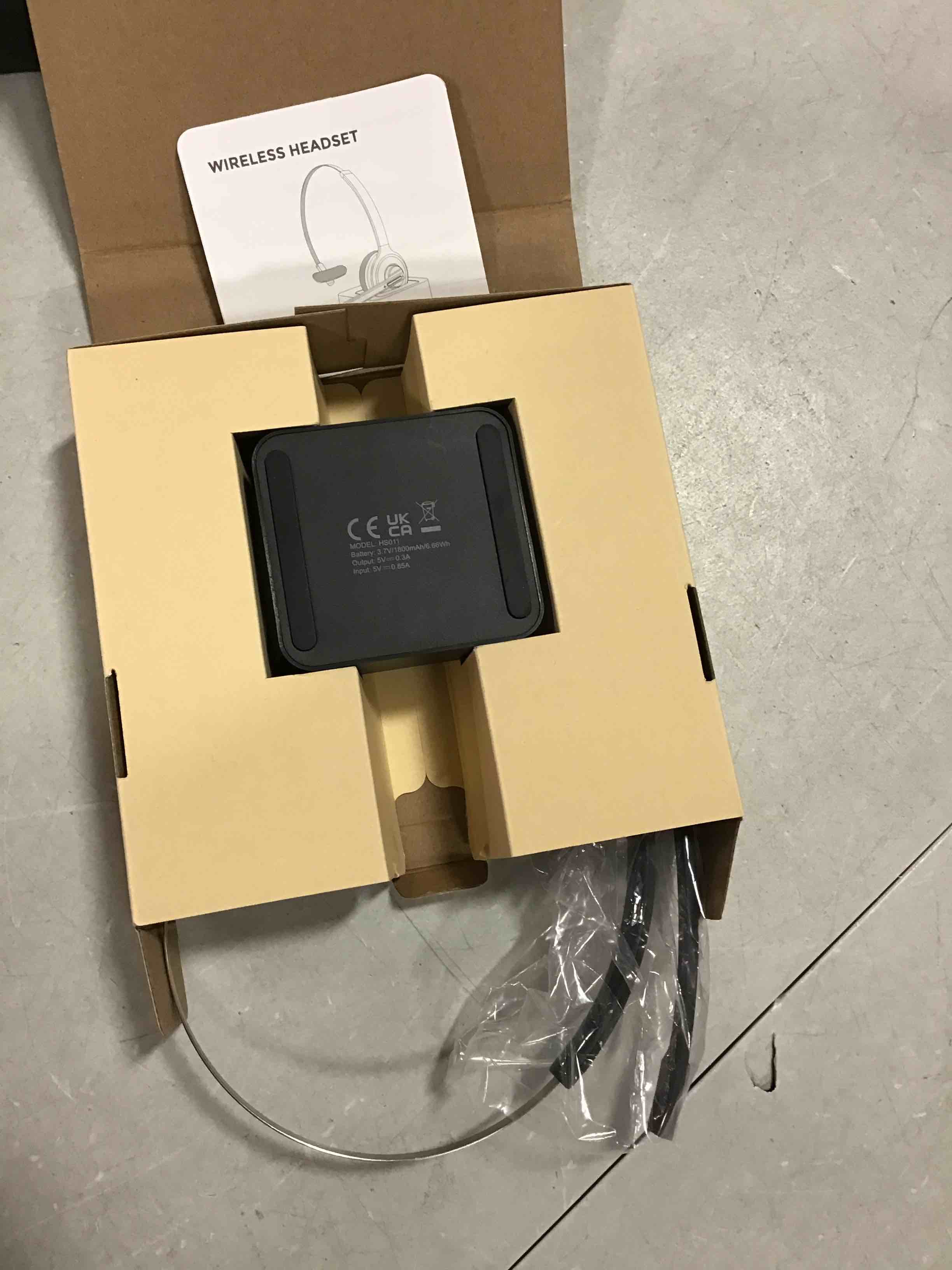 https://s3.amazonaws.com/lotting-images-prod/bidfta/BLU5690629_1714751501399.jpeg