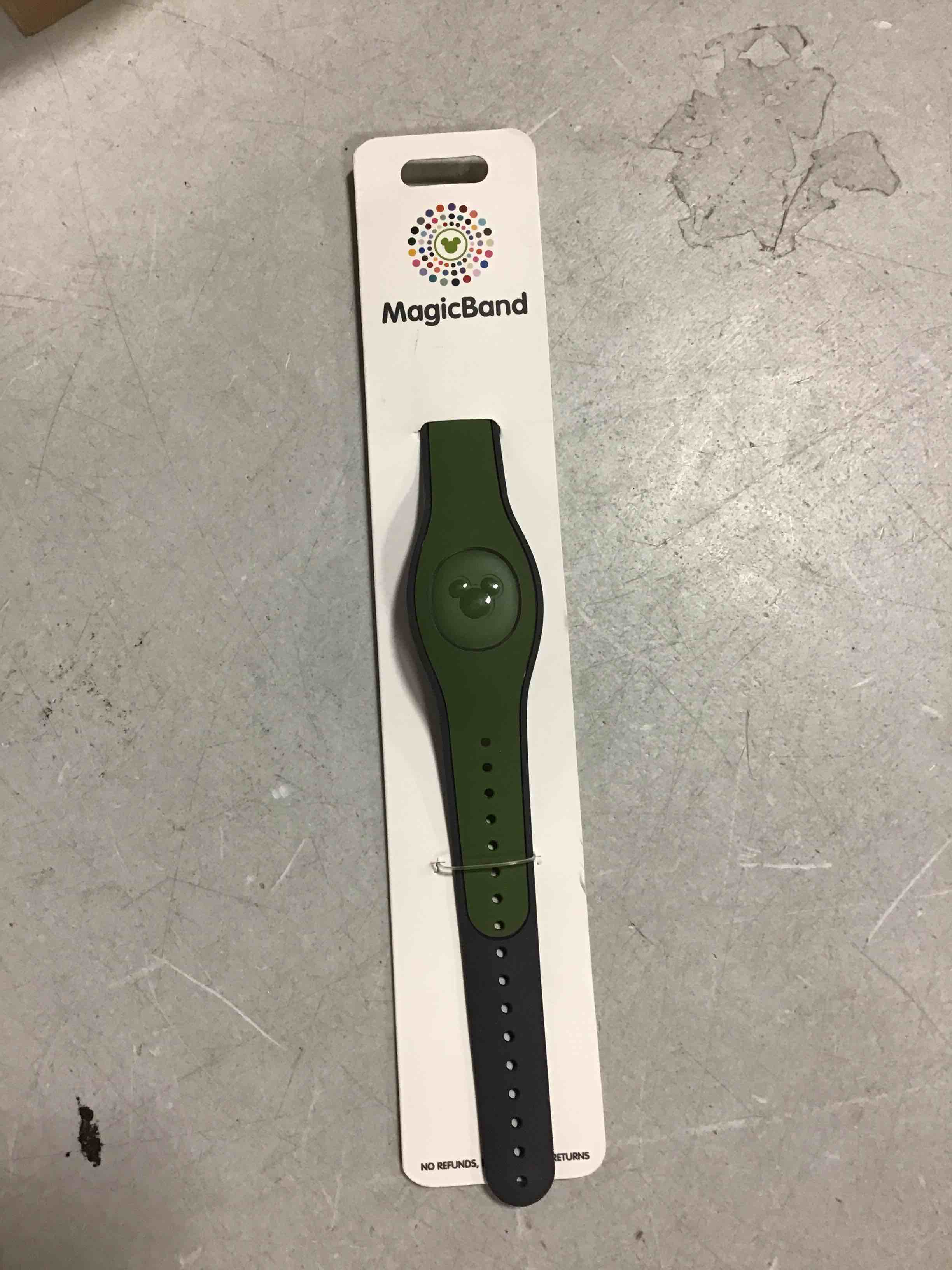 https://s3.amazonaws.com/lotting-images-prod/bidfta/BLU5691007_1715024165091.jpeg