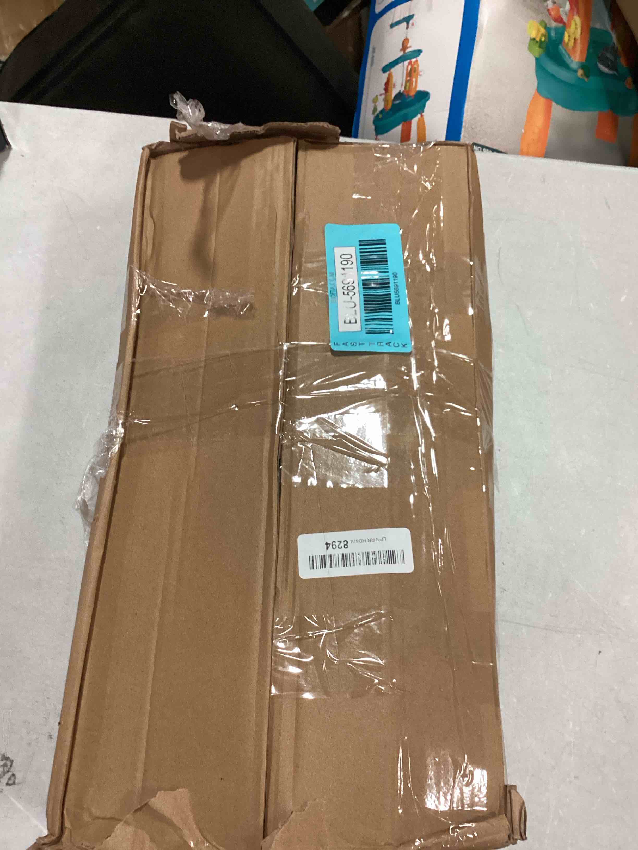 https://s3.amazonaws.com/lotting-images-prod/bidfta/BLU5691190_1715100181743.jpeg