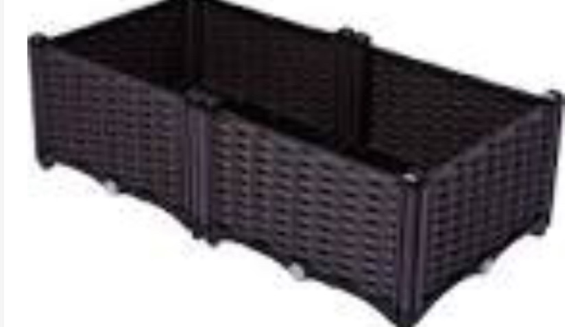 Summerville 070-11 17.9” x 17.9” x 6.9” rattan flower planter