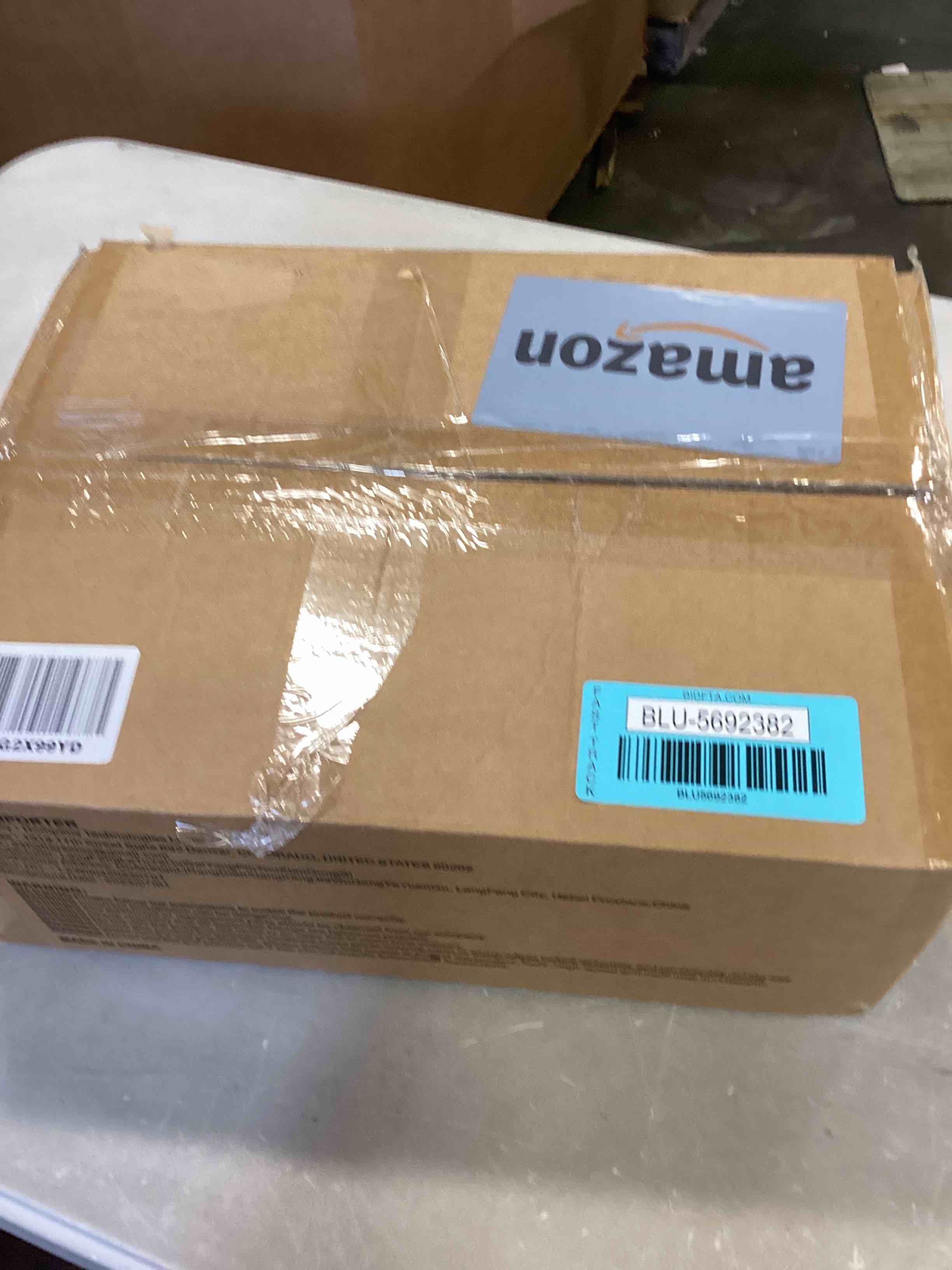 https://s3.amazonaws.com/lotting-images-prod/bidfta/BLU5692382_1714396678825.jpeg
