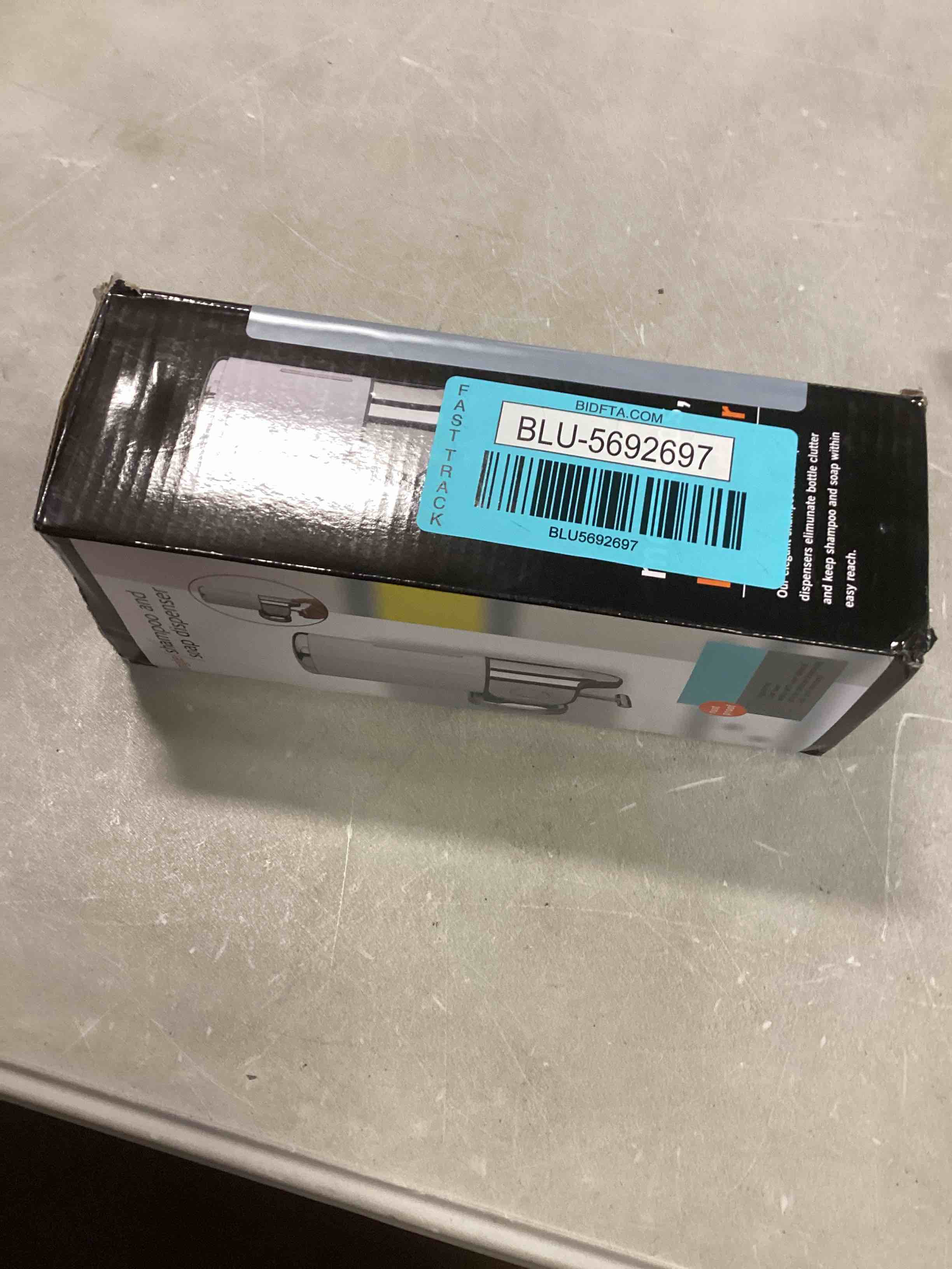 https://s3.amazonaws.com/lotting-images-prod/bidfta/BLU5692697_1714485314311.jpeg
