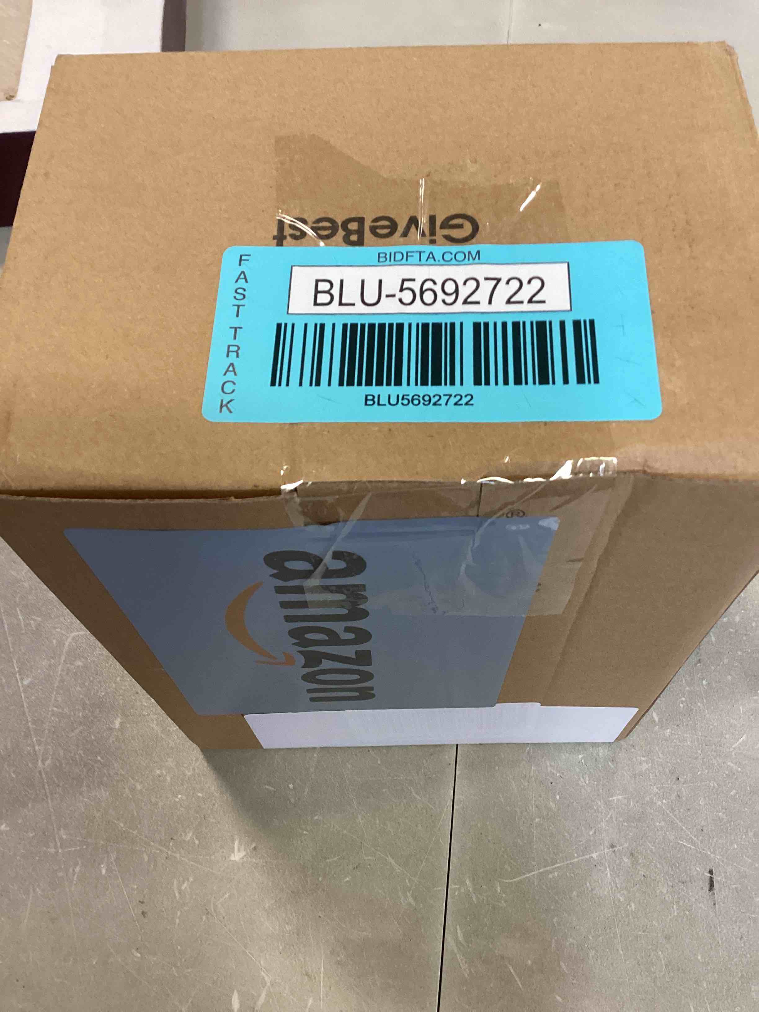https://s3.amazonaws.com/lotting-images-prod/bidfta/BLU5692722_1714488785423.jpeg