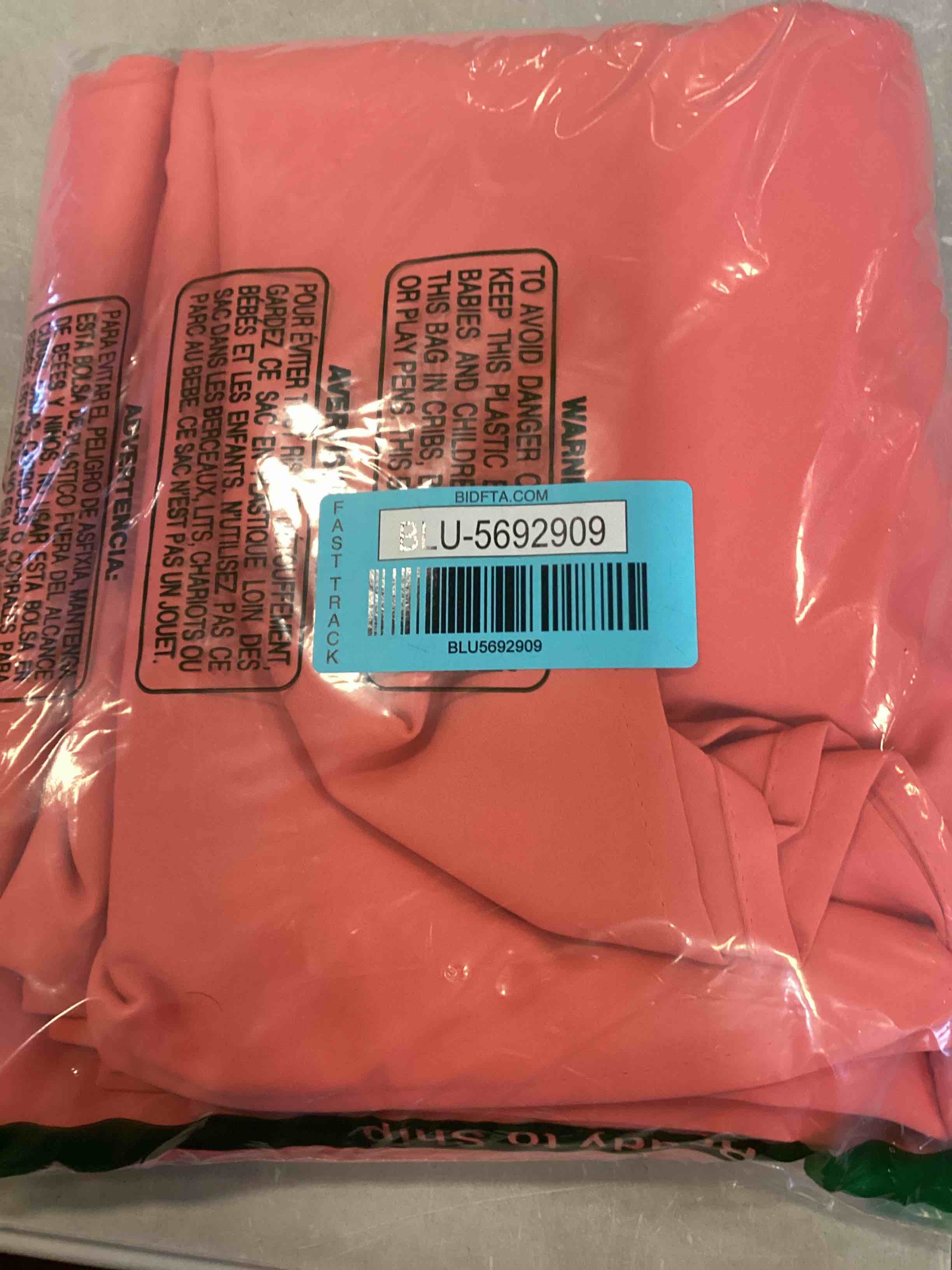 https://s3.amazonaws.com/lotting-images-prod/bidfta/BLU5692909_1714507663600.jpeg