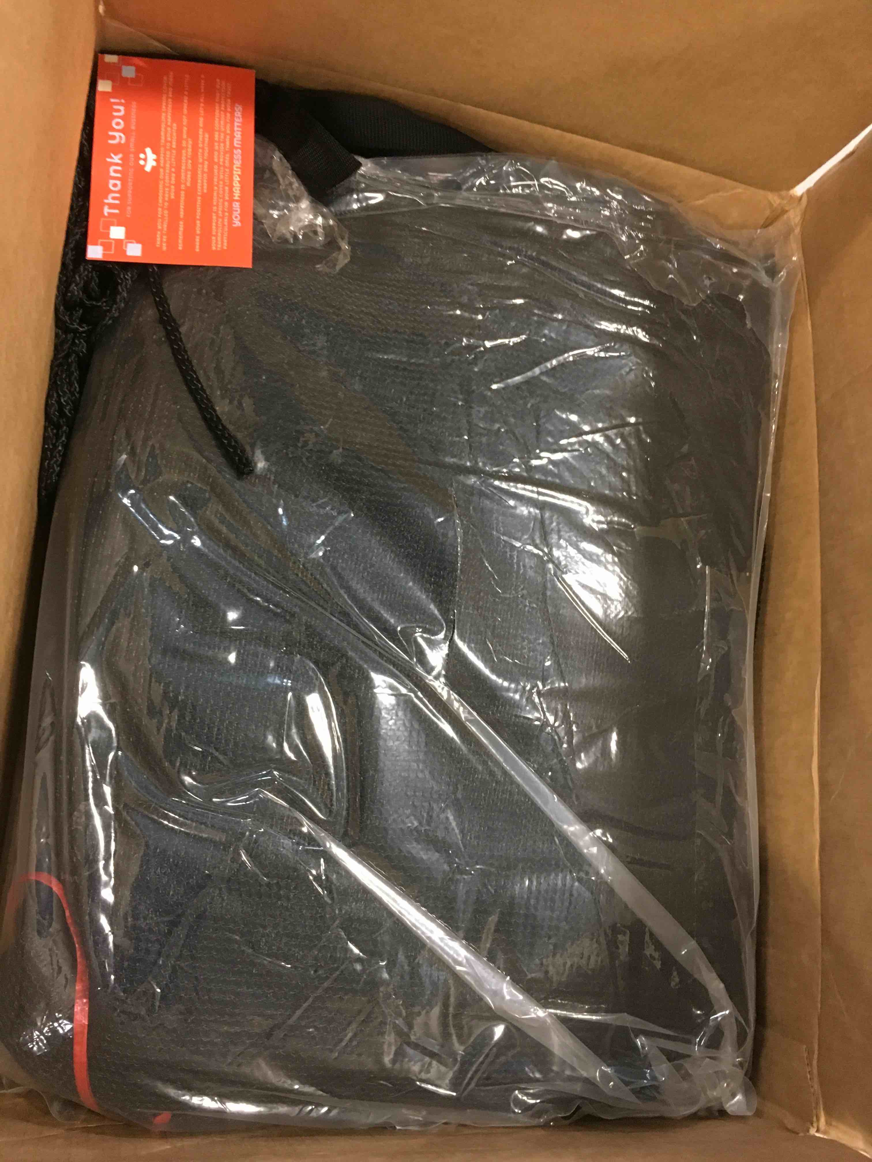 https://s3.amazonaws.com/lotting-images-prod/bidfta/BLU5695179_1714320271074.jpeg