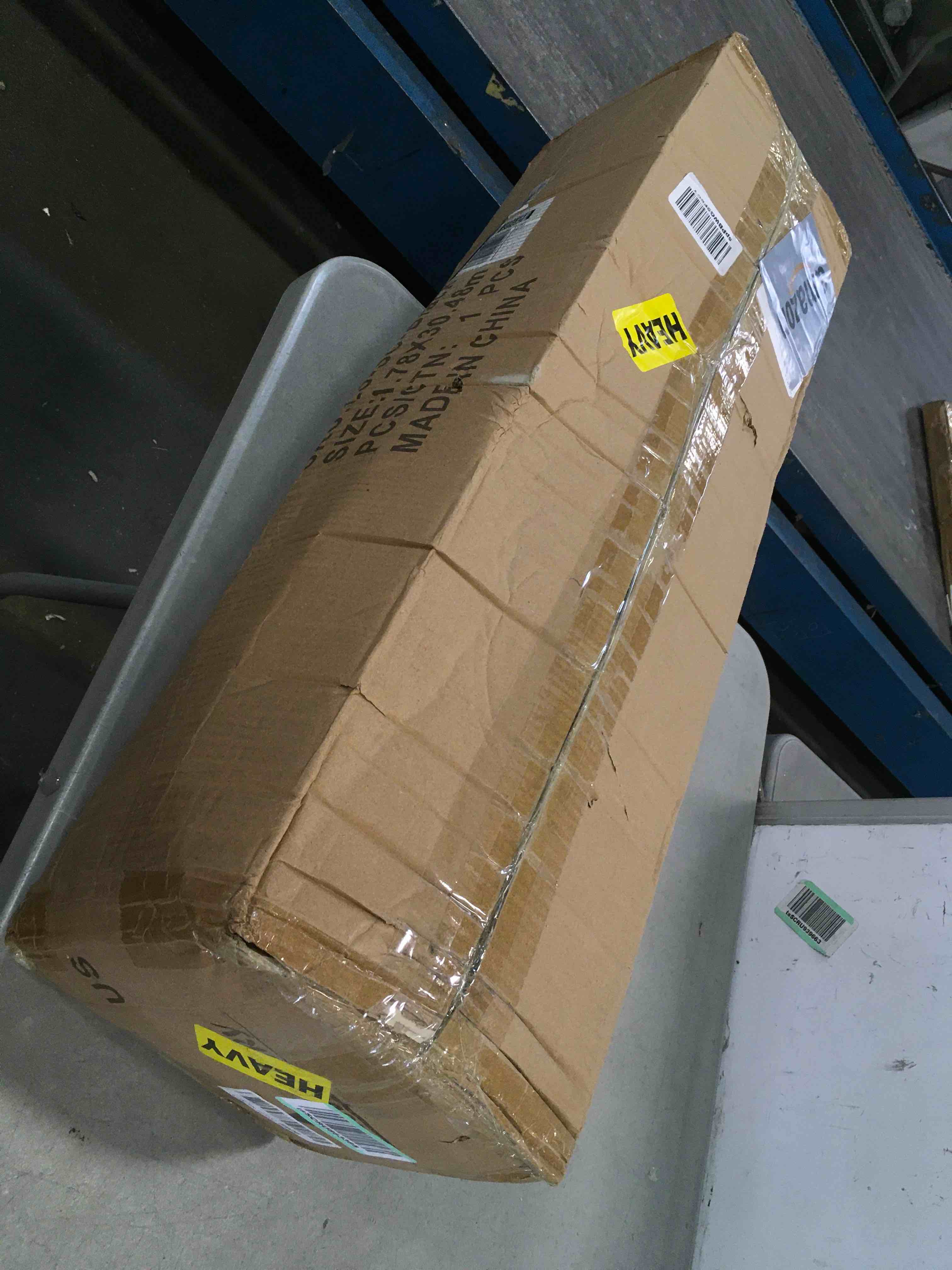 https://s3.amazonaws.com/lotting-images-prod/bidfta/BLU5695184_1714320597782.jpeg
