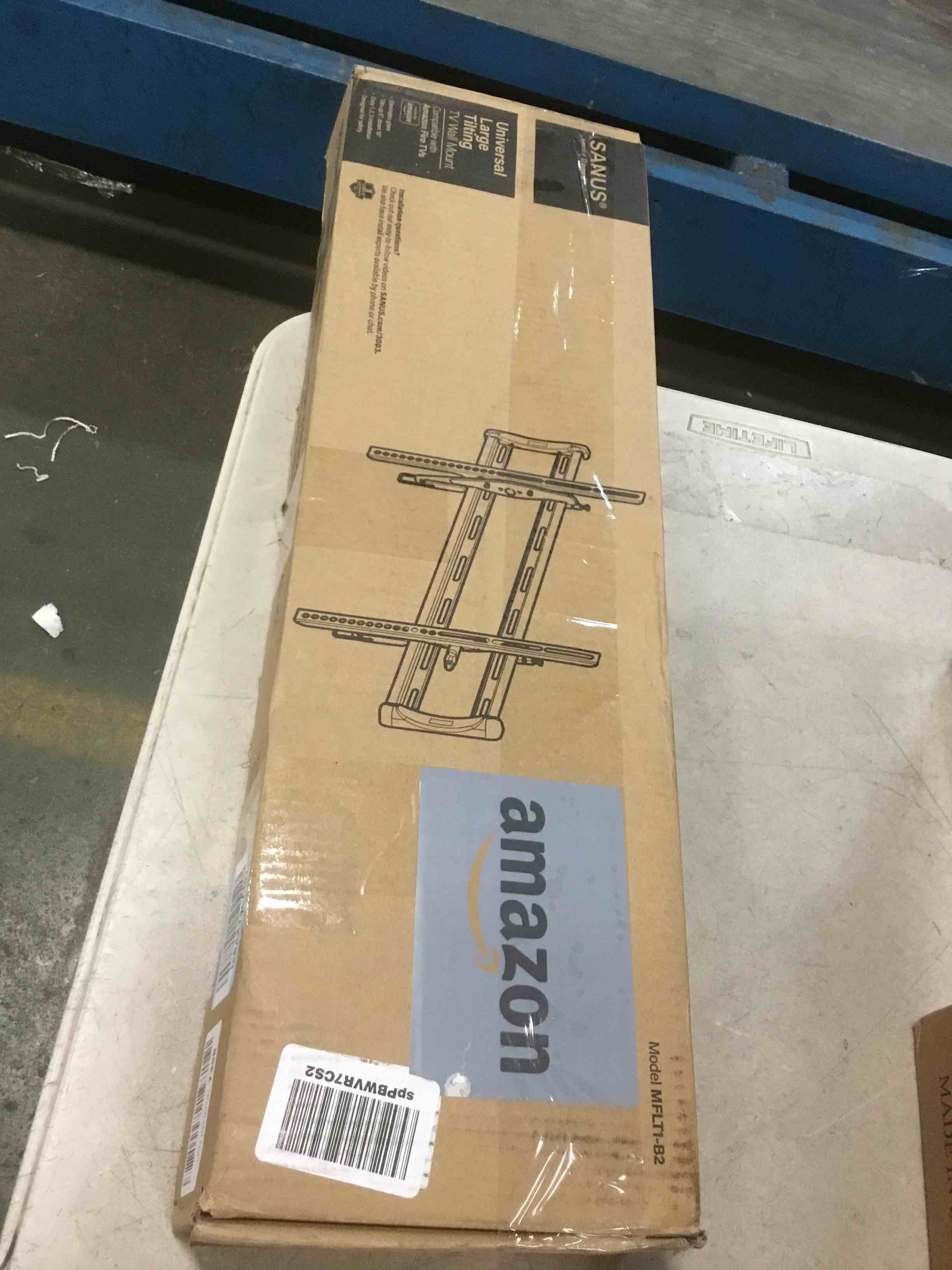 https://s3.amazonaws.com/lotting-images-prod/bidfta/BLU5695466_1714506229228.jpeg
